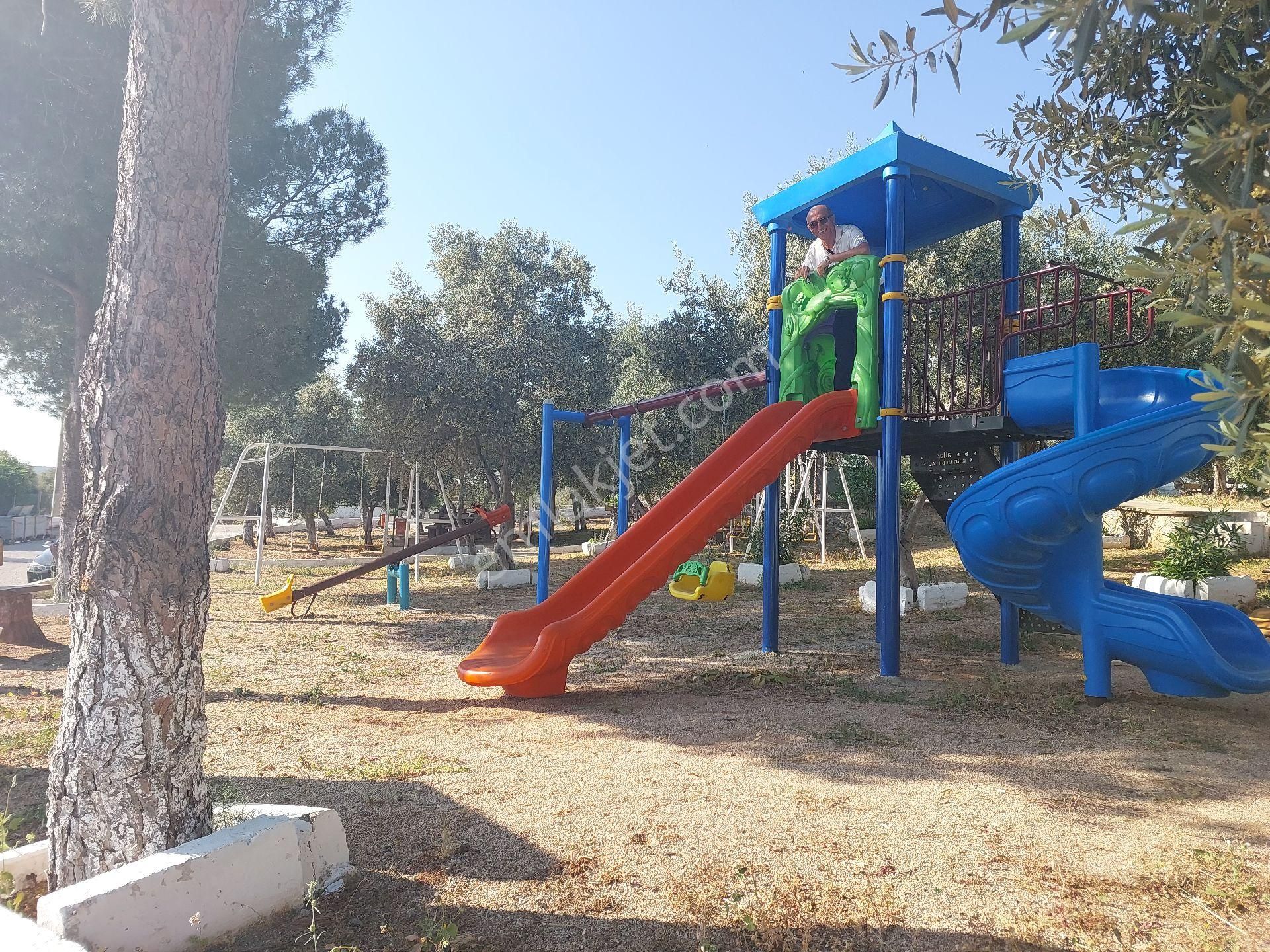 Denize 400m 3+1 Villamızın Özel Plaj Alanı Ve Otoparkı Mevcuttur. Şezlong, Şemsiye Mevcuttur - Görsel 32