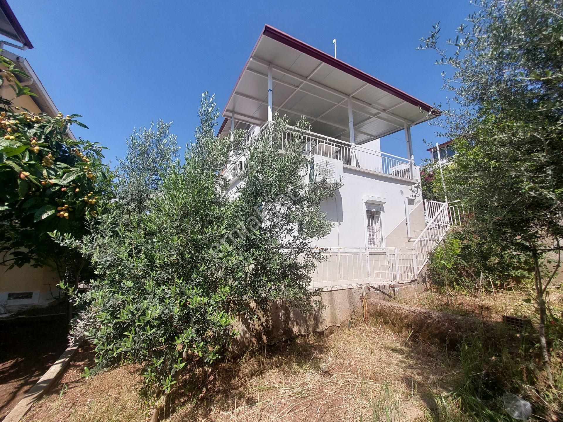 Denize 400m 3+1 Villamızın Özel Plaj Alanı Ve Otoparkı Mevcuttur. Şezlong, Şemsiye Mevcuttur - Görsel 11