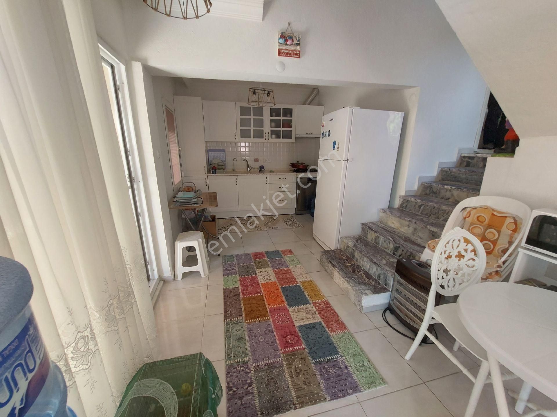 Denize 400m 3+1 Villamızın Özel Plaj Alanı Ve Otoparkı Mevcuttur. Şezlong, Şemsiye Mevcuttur - Görsel 23