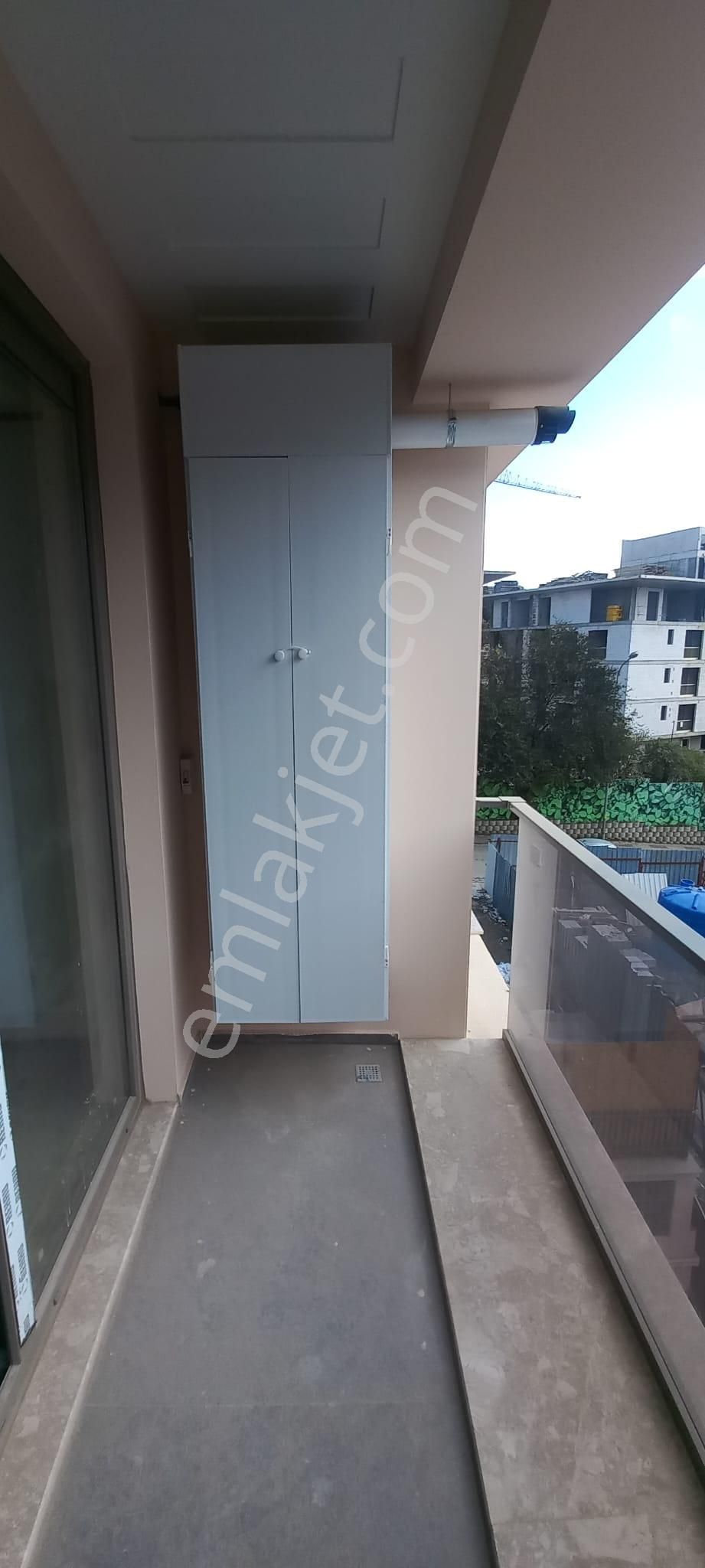 Çengelköy Meydan Sitesi 'ndde 2+1 Balkonlu Kiralık Daire - Görsel 20