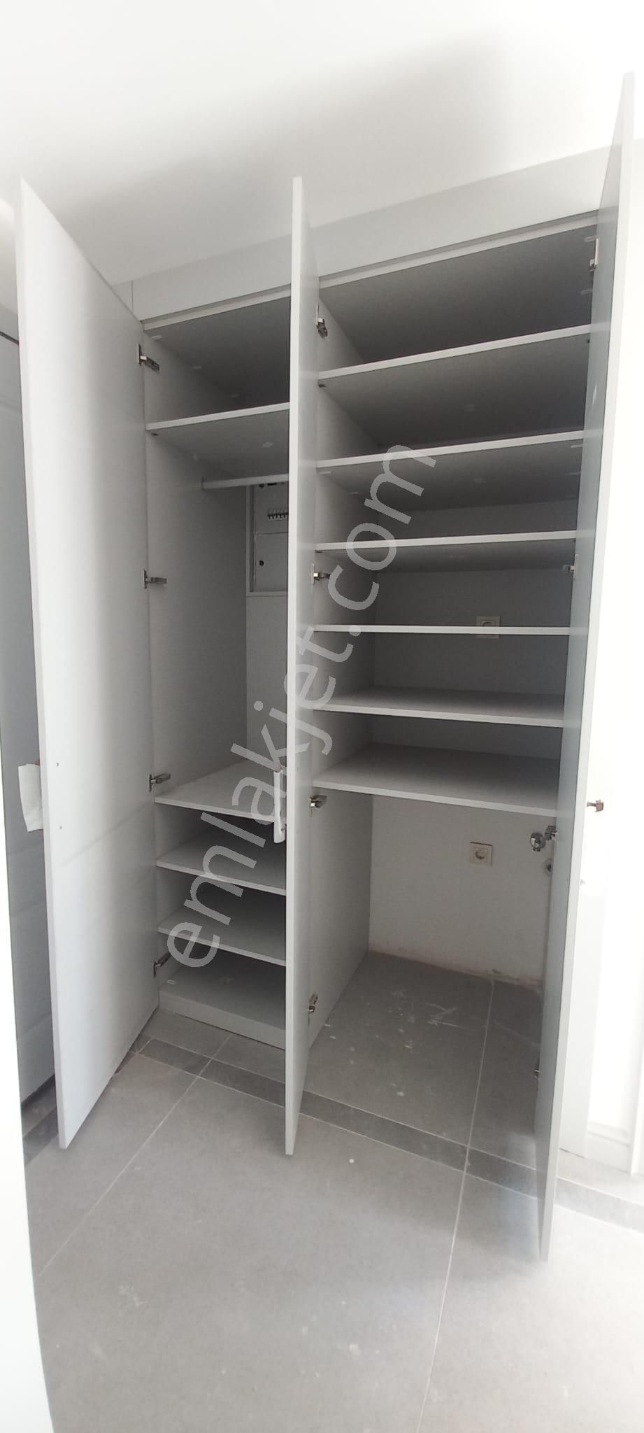 Çengelköy Meydan Sitesi 'ndde 2+1 Balkonlu Kiralık Daire - Görsel 8