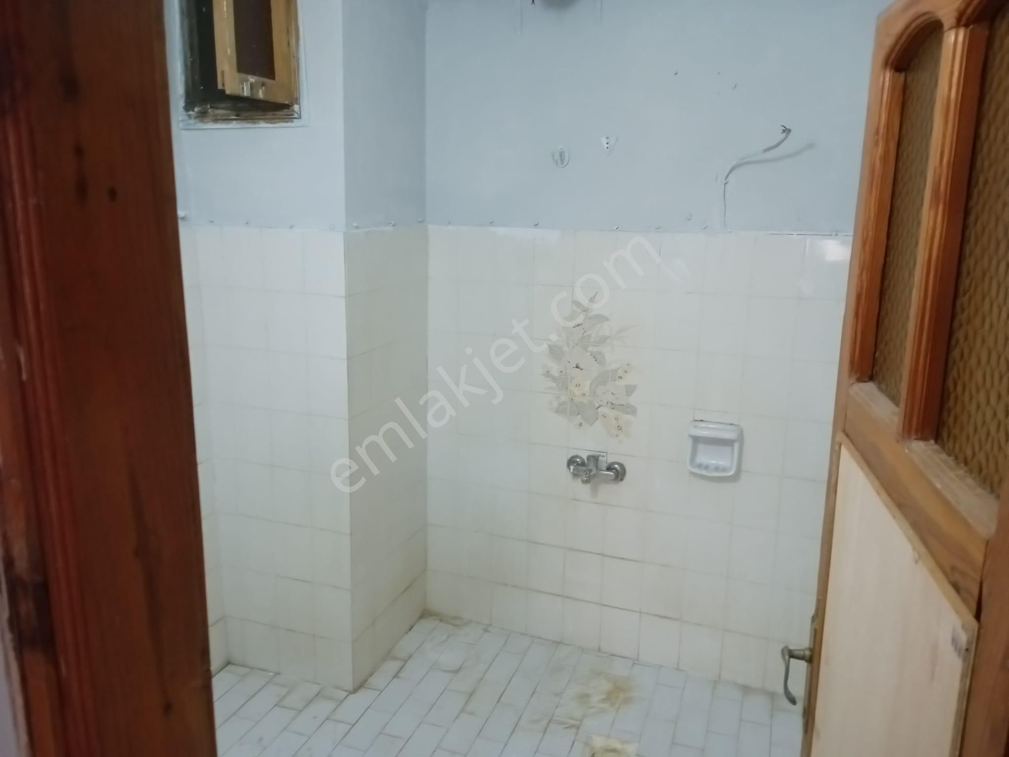 Mersin Silifke Mukaddem Mah. Müstakil İki Katlı Satılık Ev - Görsel 12