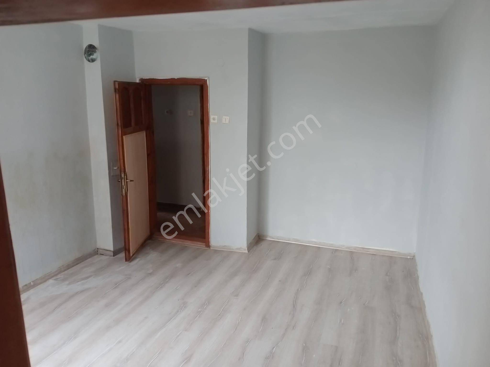 Mersin Silifke Mukaddem Mah. Müstakil İki Katlı Satılık Ev - Görsel 34