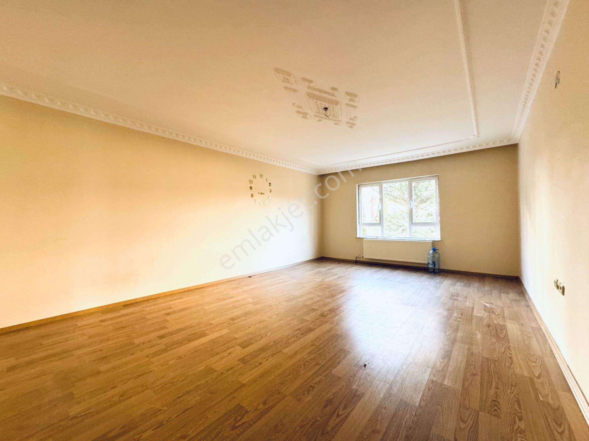 Nam-ak Emlak'tan Kilerli Çift Banyolu 3+1 Site Dairesi - Görsel 7