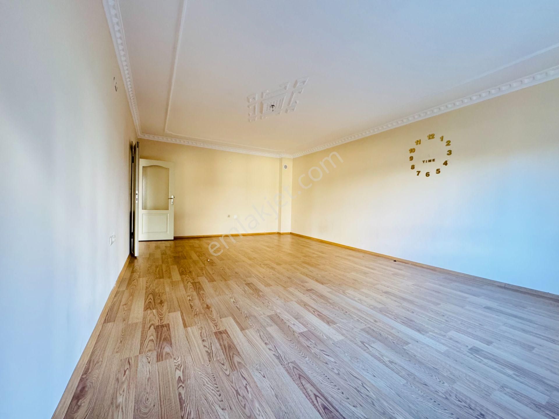 Nam-ak Emlak'tan Kilerli Çift Banyolu 3+1 Site Dairesi - Görsel 10