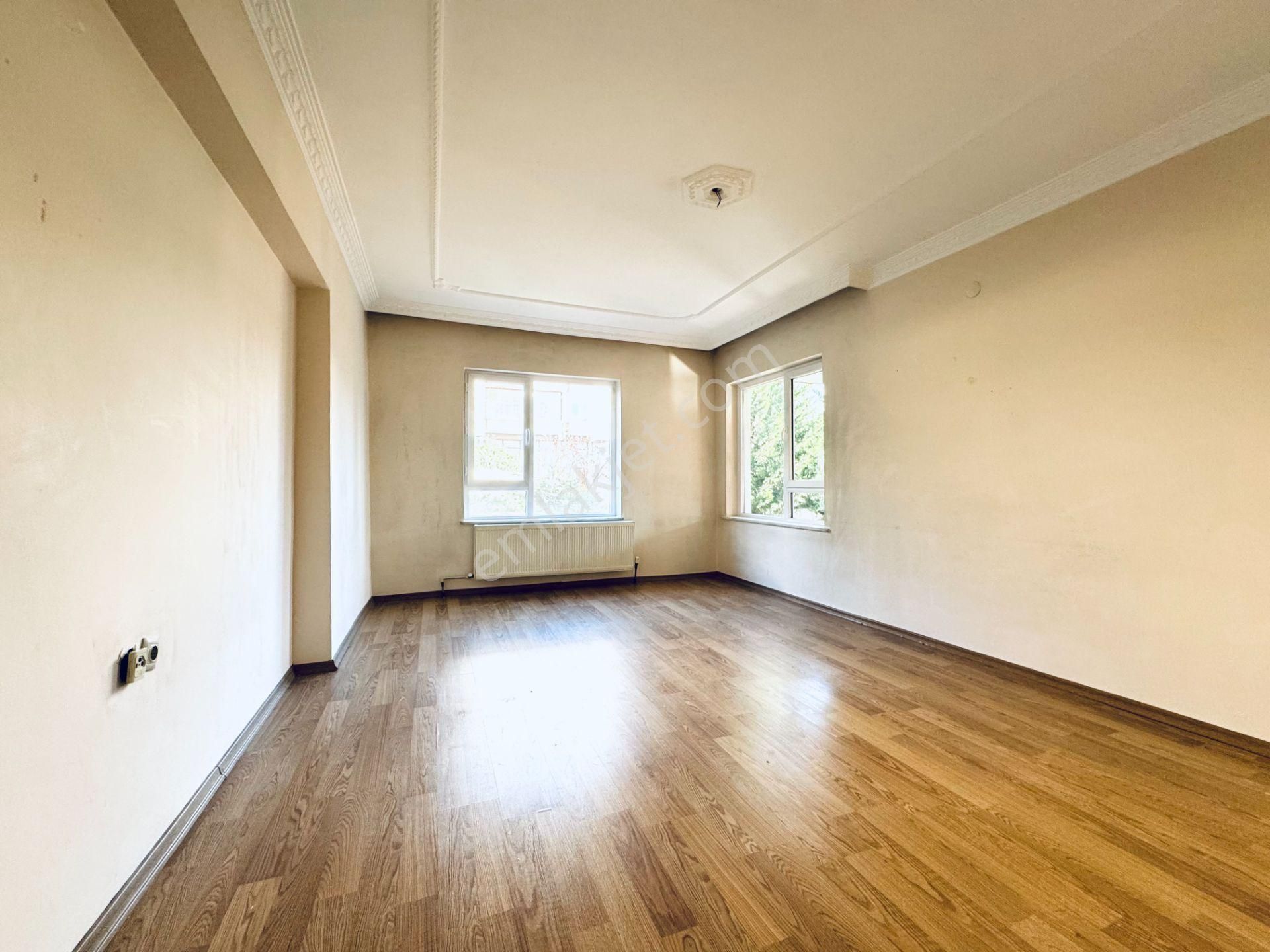 Nam-ak Emlak'tan Kilerli Çift Banyolu 3+1 Site Dairesi - Görsel 11