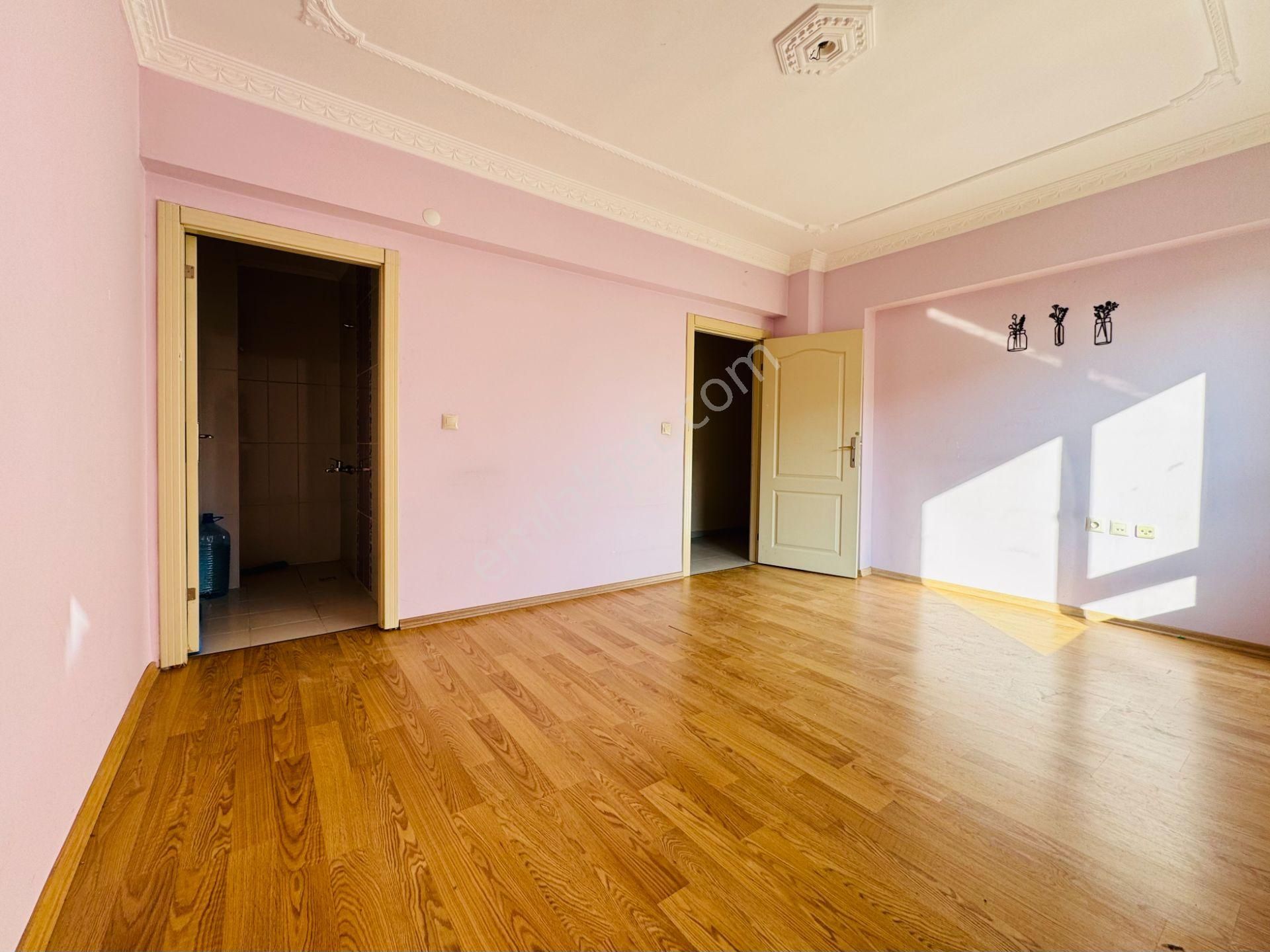 Nam-ak Emlak'tan Kilerli Çift Banyolu 3+1 Site Dairesi - Görsel 21