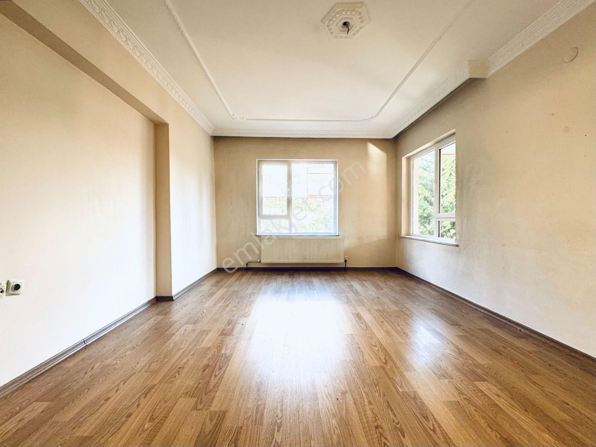 Nam-ak Emlak'tan Kilerli Çift Banyolu 3+1 Site Dairesi - Görsel 12