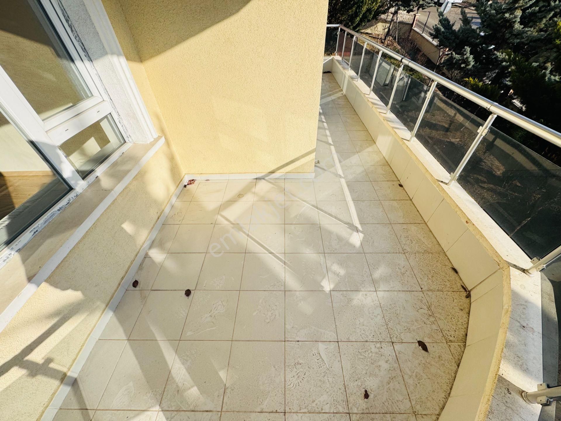 Nam-ak Emlak'tan Kilerli Çift Banyolu 3+1 Site Dairesi - Görsel 6