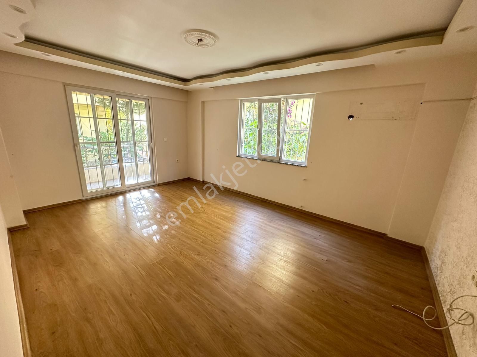 Didim Efelerde Yüksek Giriş 2+1ayrı Mutfak Daire - Görsel 13