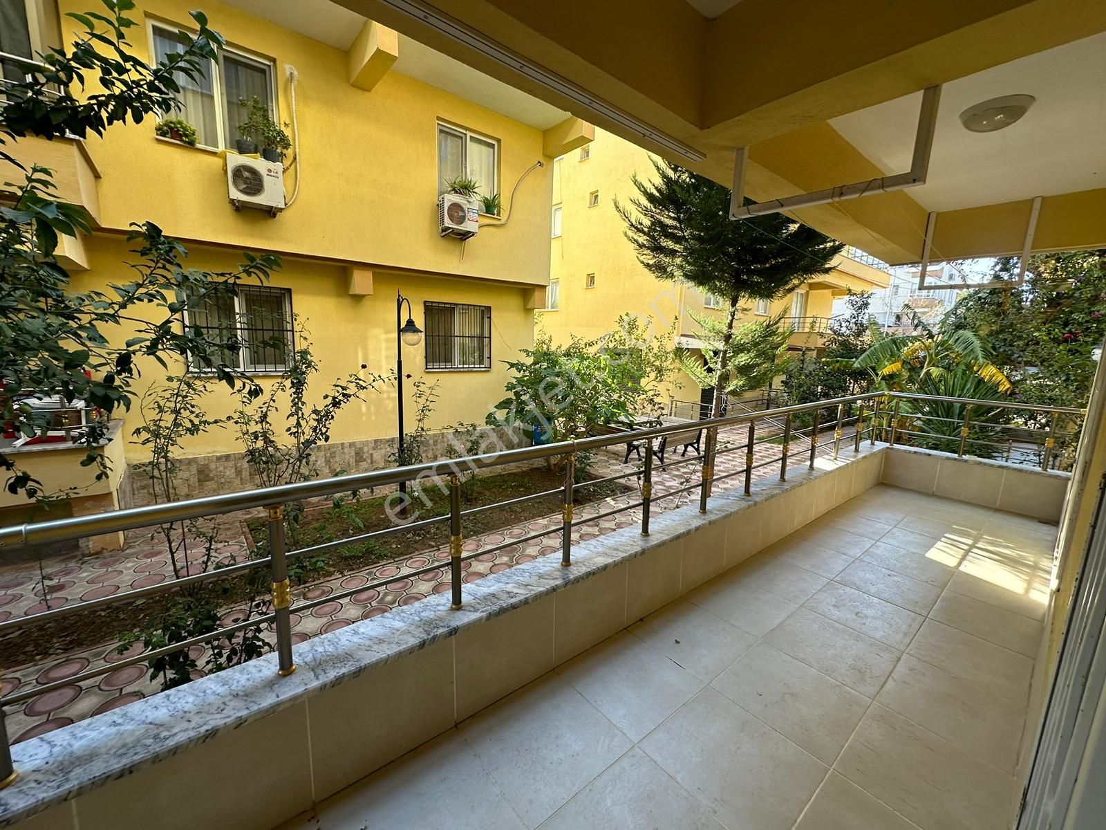 Didim Efelerde Yüksek Giriş 2+1ayrı Mutfak Daire - Görsel 4