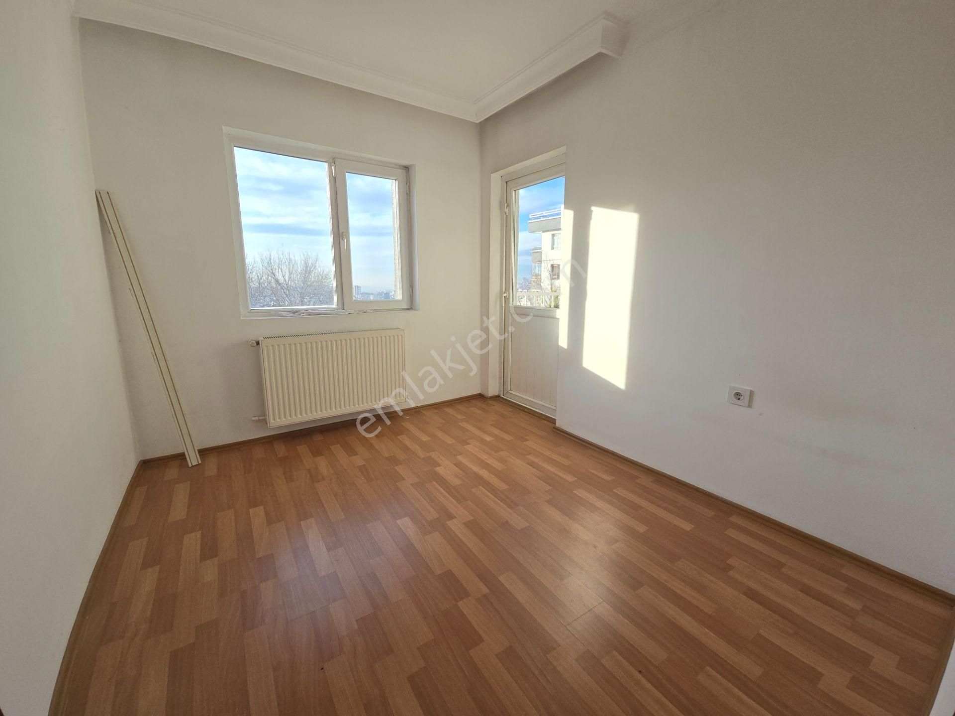 Merkezi Konum Köşe Başı 1. Kat Masrafsız Boş 3+1 Satılık Daire - Görsel 20