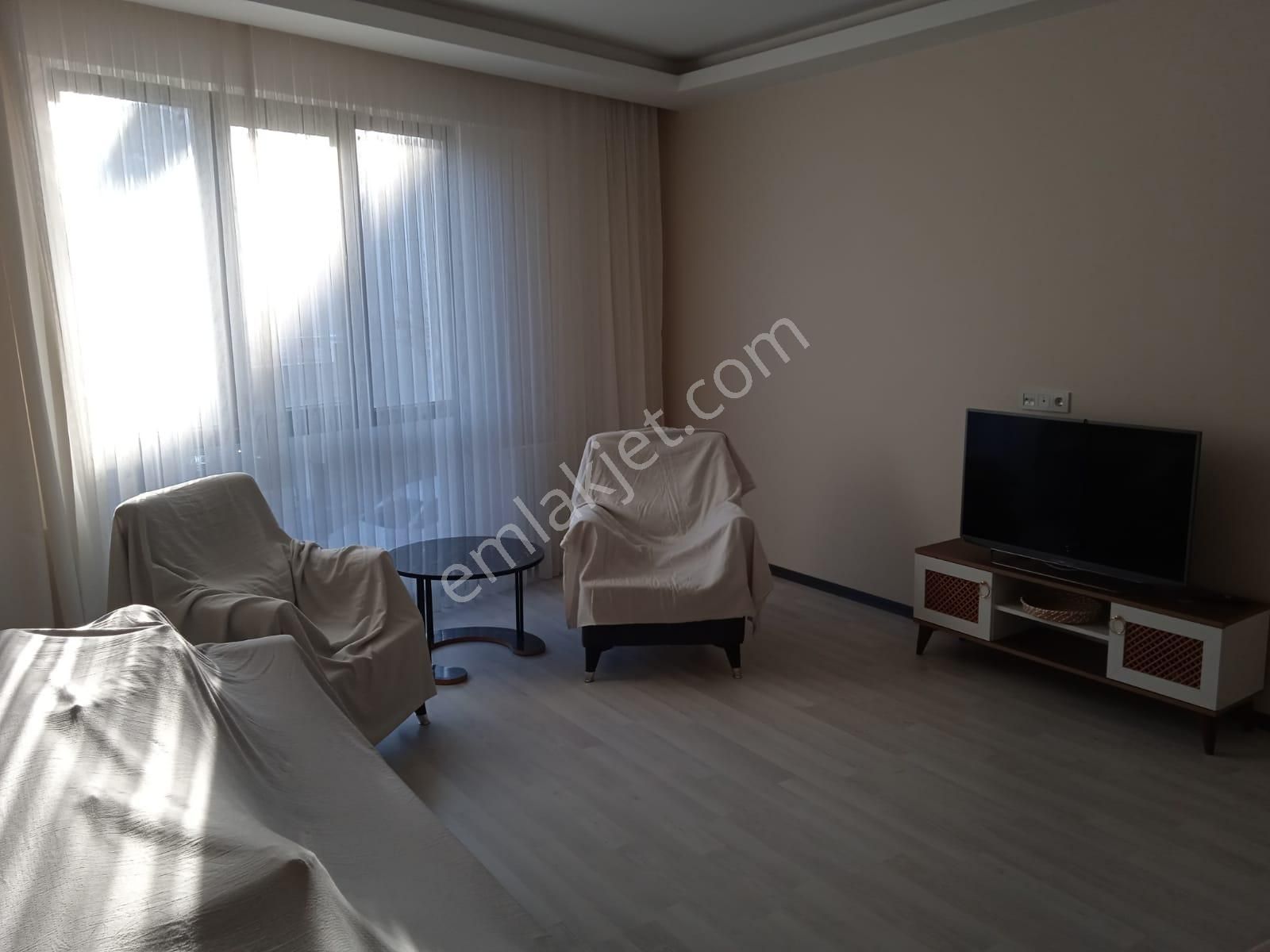 Şekercioğlu Gayrımenkulden Merkezde Yeni Binada 2+1 Eşyalı Kiralık Daire