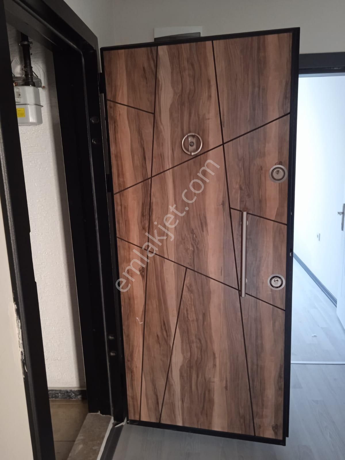 Şekercioğlu Gayrımenkulden Merkezde Yeni Binada 2+1 Eşyalı Kiralık Daire - Görsel 22