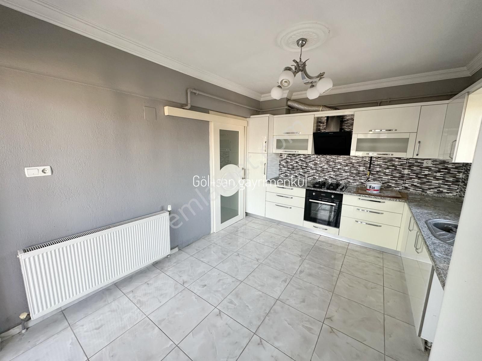 🏡 Göl-san Gayrimenkul’den 🏡yeni Mah. 3+1 150 M2 Kiralık Daire - Görsel 3