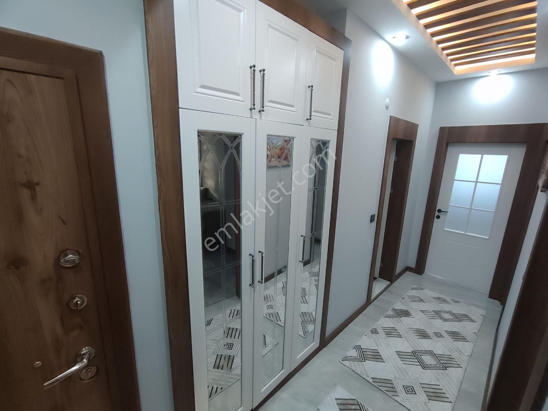 Kardeşten İkizçay'da Ara Kat Ön Cephe Ebeveyn Banyolu 2+1 Daire - Görsel 22