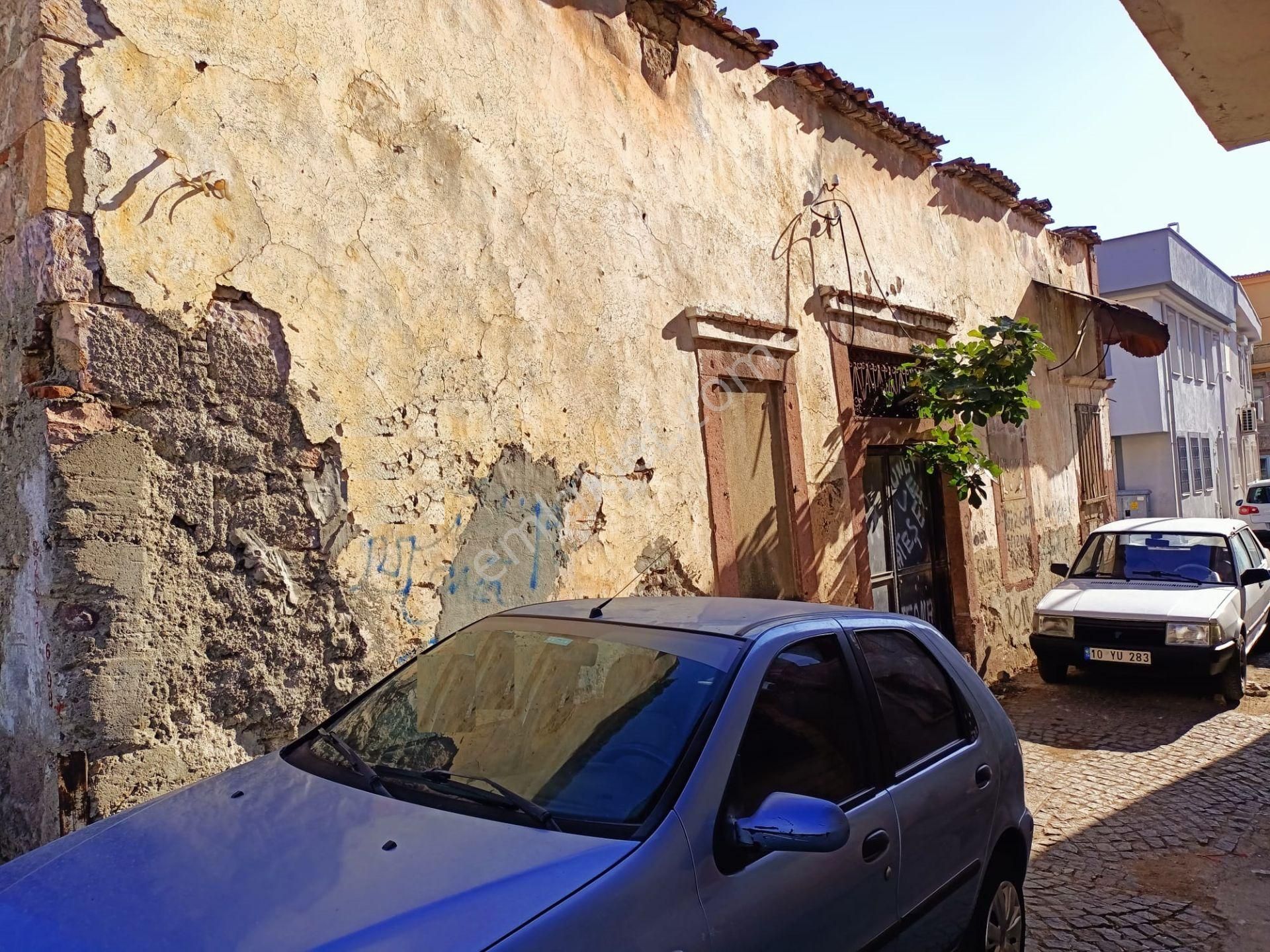 Ayvada'dan Ayvalık Merkez’de 2 Katlı Taş Rum Binası - Görsel 3