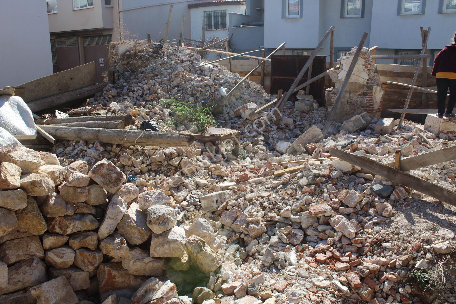 Ayvada'dan Ayvalık Merkez’de 2 Katlı Taş Rum Binası - Görsel 10