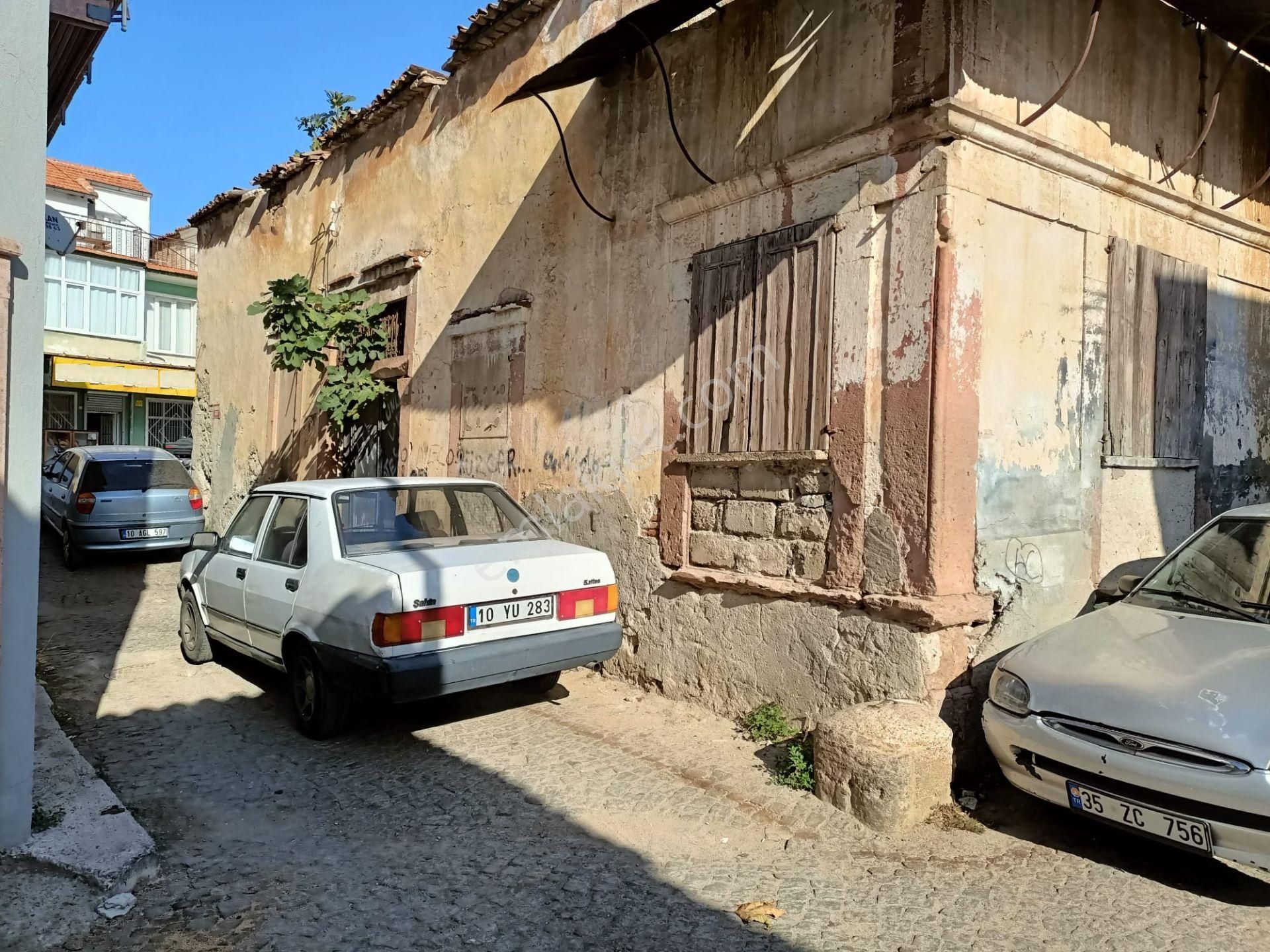 Ayvada'dan Ayvalık Merkez’de 2 Katlı Taş Rum Binası - Görsel 5