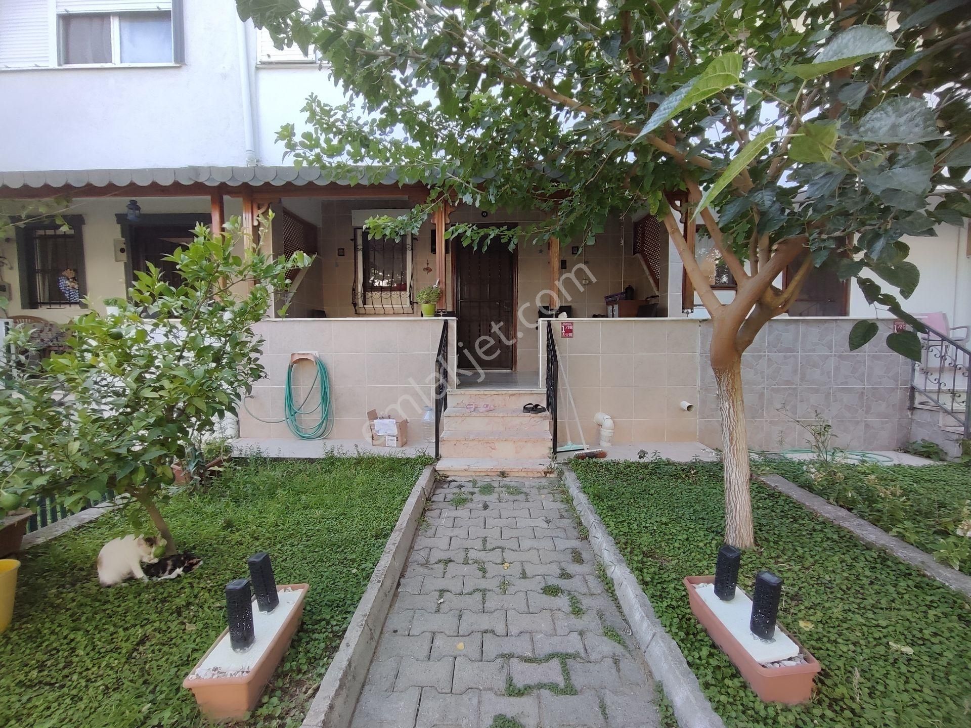 Kardeşten 53 Evlerde Site İçinde Denize Yakın 3+1 Tripleks Villa (kelepir)