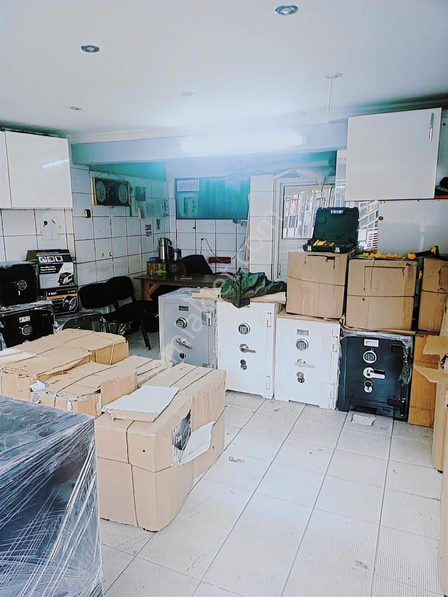 İncirli Caddesinde Satılık İsyeri - Görsel 4