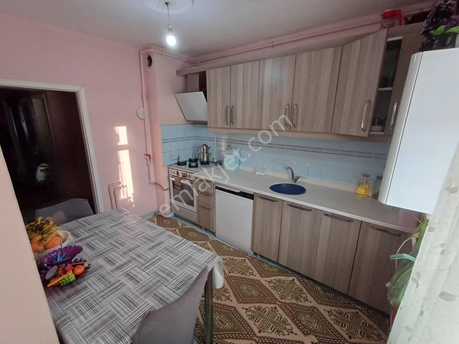 Öz Gayrimenkulden G.o.p'da 3+1 Katta Bağımsız Daire - Görsel 2