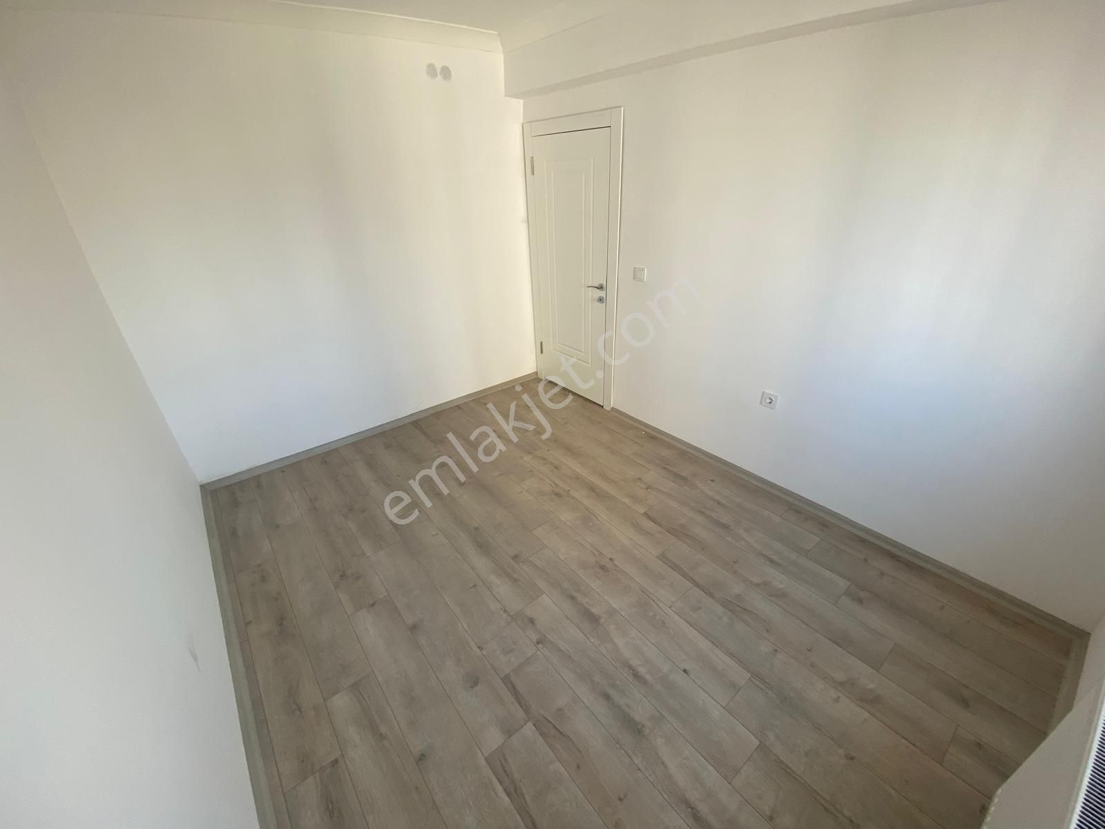 Hayal^de Saraycık Mh^de E. Banyolu Giyinme Odalı Geniş Lüx Yapılı 4+1 Daire ! - Görsel 14
