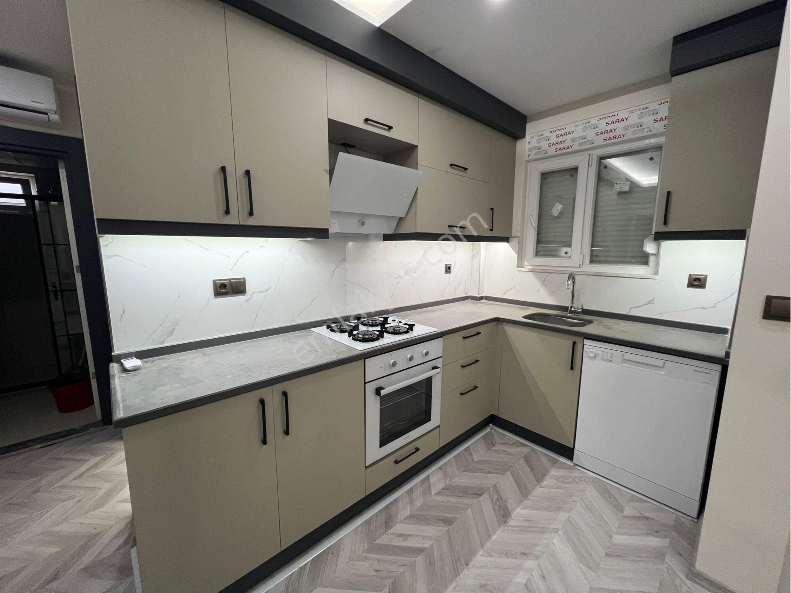 Full Eşyalı Yeni Hastane Yakını Katta 1+1 Kiralık - Görsel 2