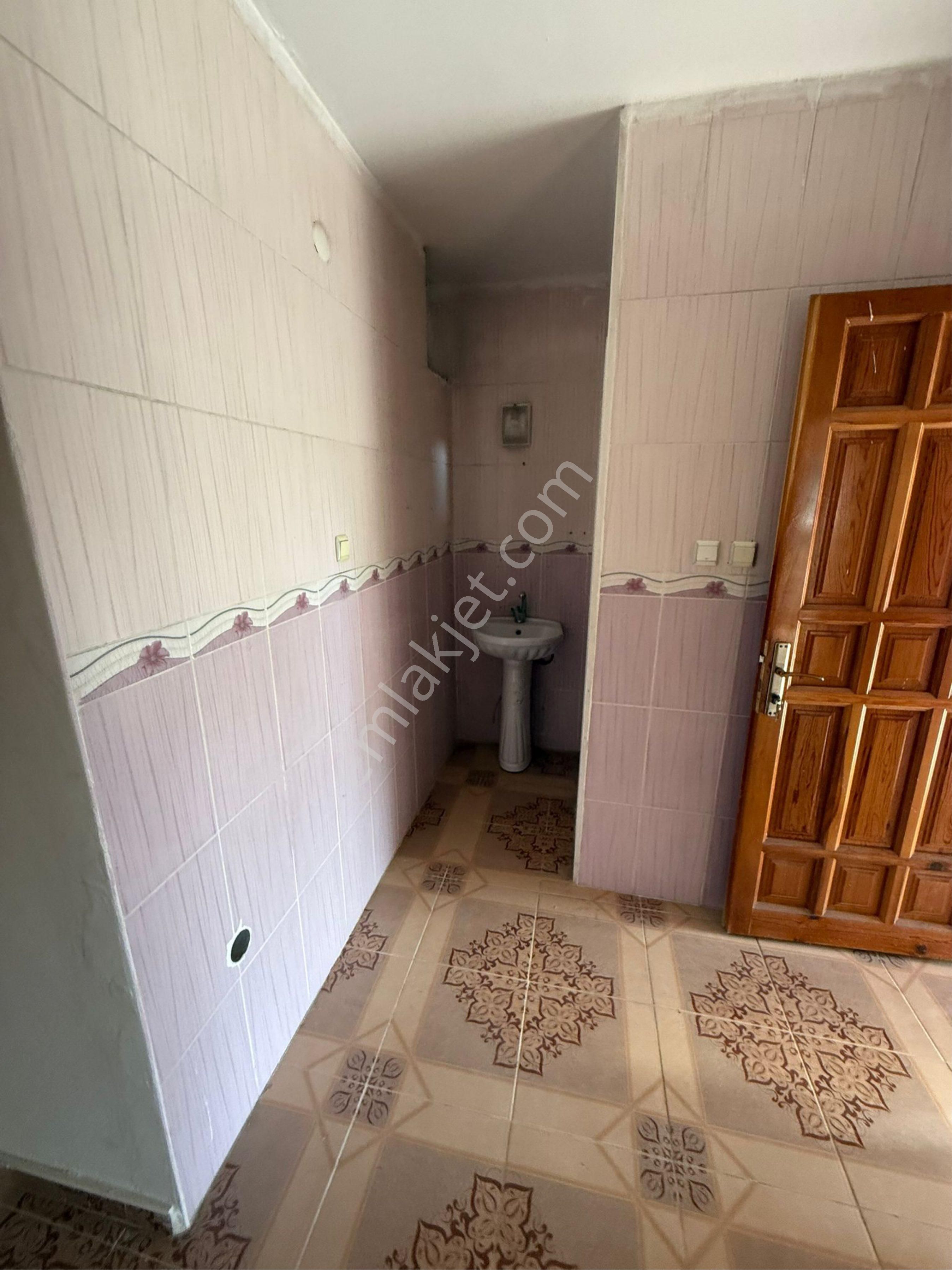 Demirhan Emlaktan Esentepede 2+1 Müstakil Kiralık - Görsel 4