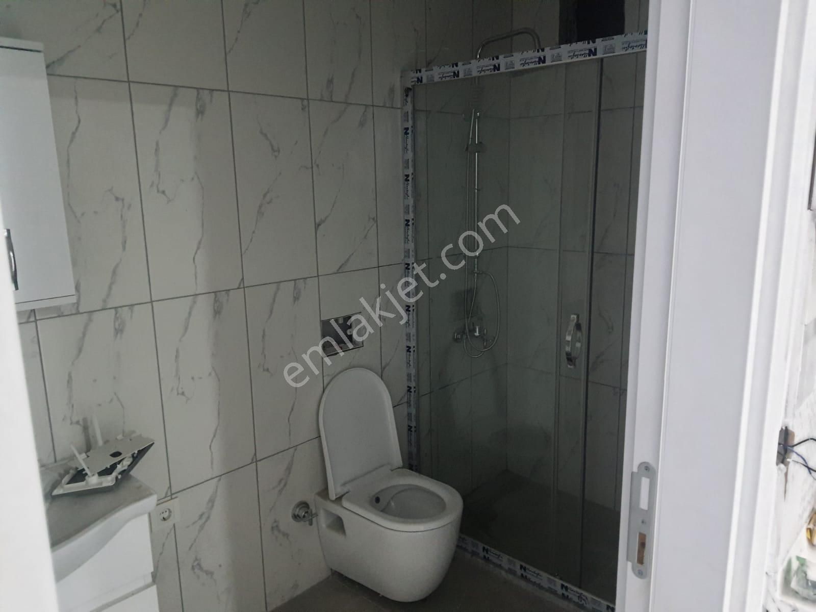 Kuşadası Tam Merkezde Yatırımlık 1+1 Daire - Görsel 5