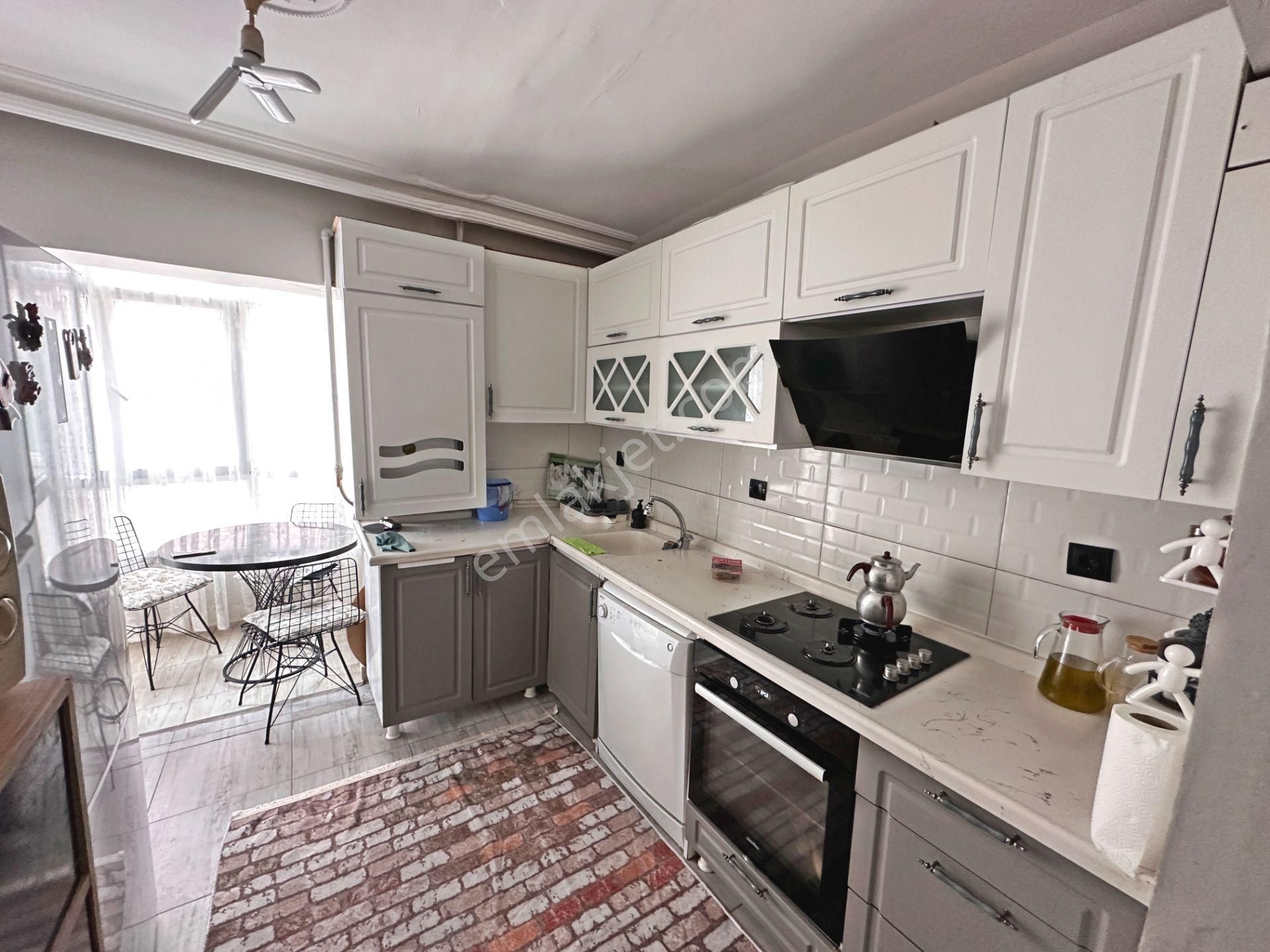 Çağlayan Düzlükte Tren İstasyonuna Yürüme Mesafesinde Açık Teraslı 4+1 Satılık Dublex - Görsel 16