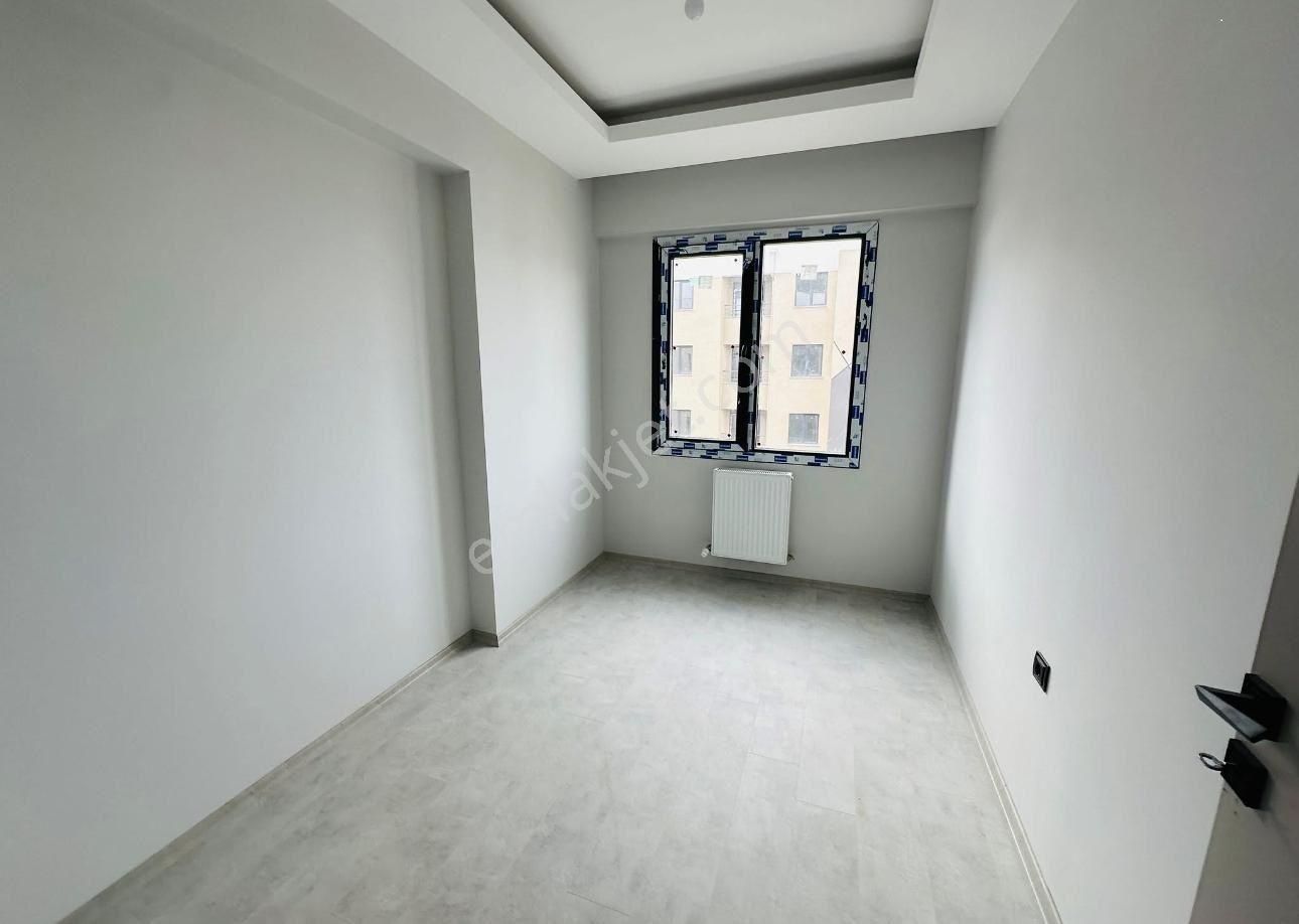 Anado0lu Emlaktan Satılık Şehir Hastanesi Bölgesi Arçay İnşaat Kalitesi İle 4+0 Daireler - Görsel 5