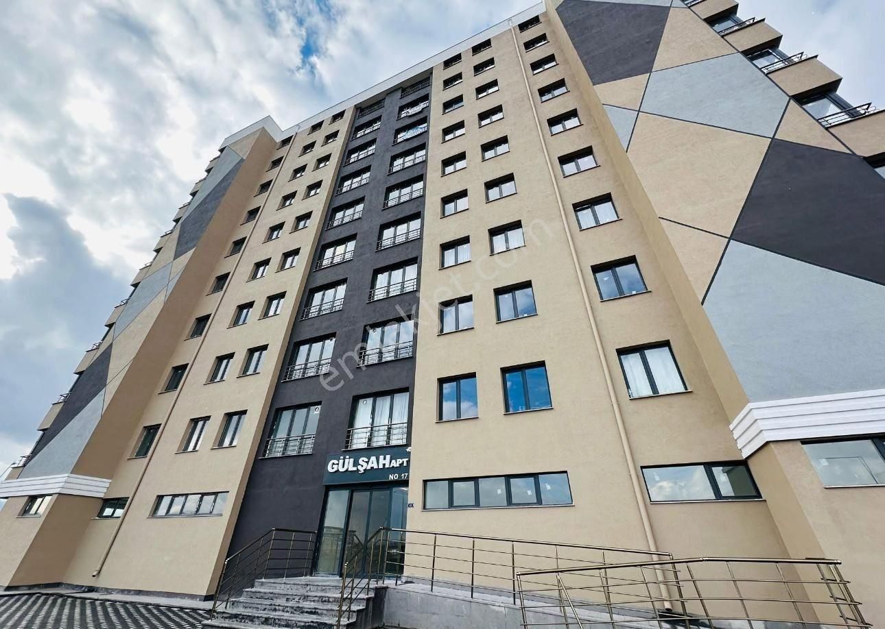 Anado0lu Emlaktan Satılık Şehir Hastanesi Bölgesi Arçay İnşaat Kalitesi İle 4+0 Daireler