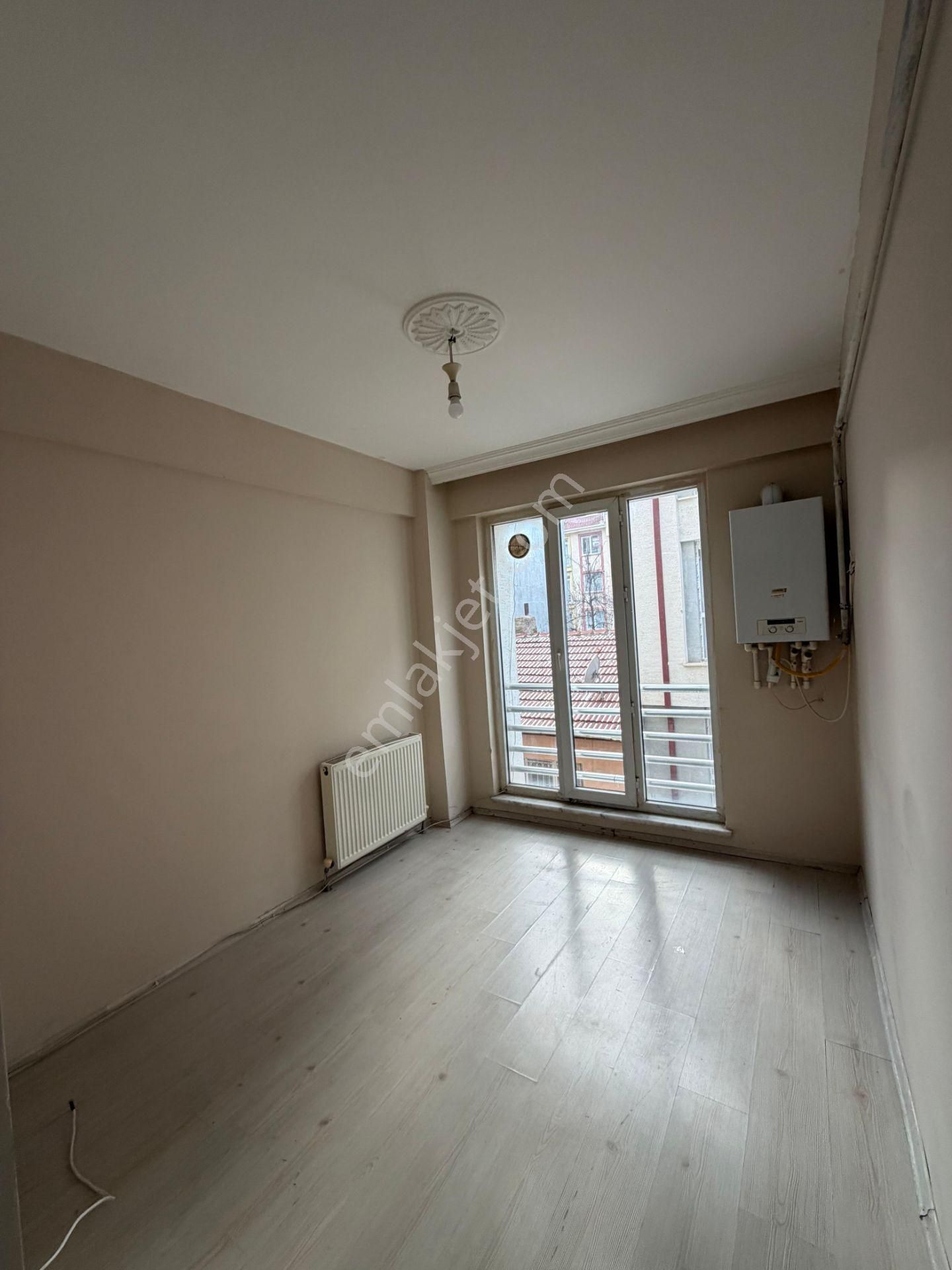 Akademi'den Şirintepe'de Üniversite Yakını Ara Kat 1+1 Satılık Daire - Görsel 2