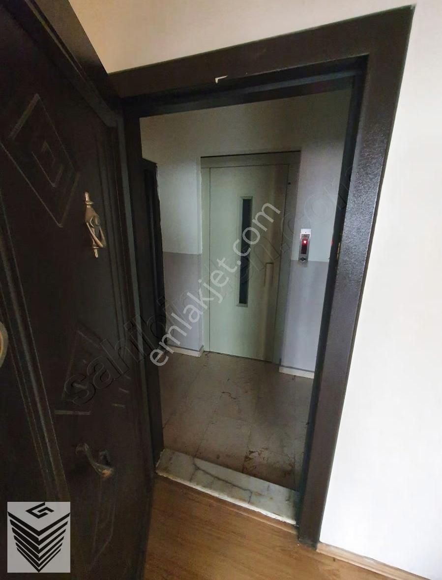 1+1 Arakat..65m..asansörlü..belediye Caddesinde..iyi Konumda.. - Görsel 10