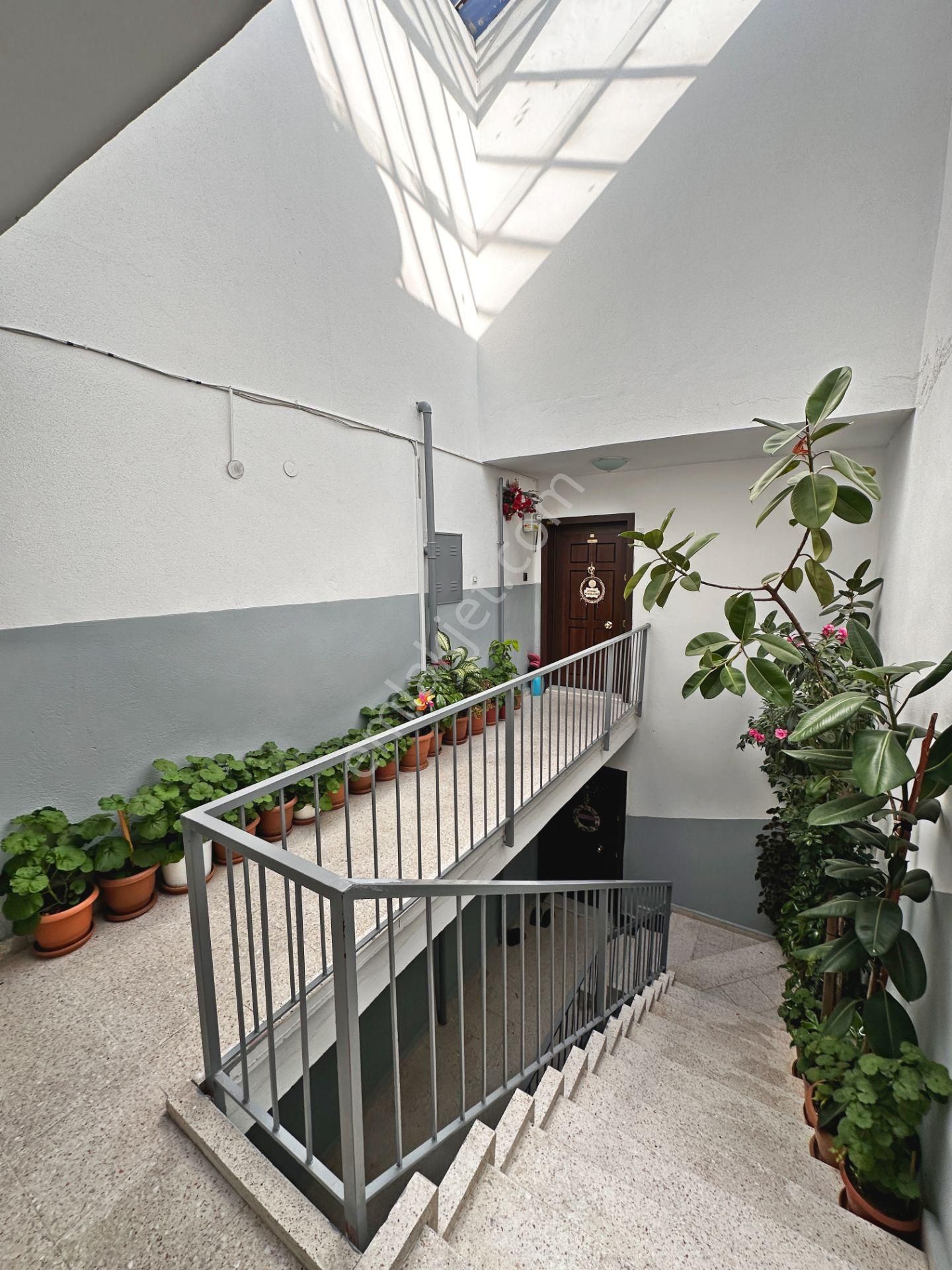 Şahintepe Mahallesinde Cadde Yakını Ön Cephede 3 Balkonlu 3+1 Satılık Daire - Görsel 21