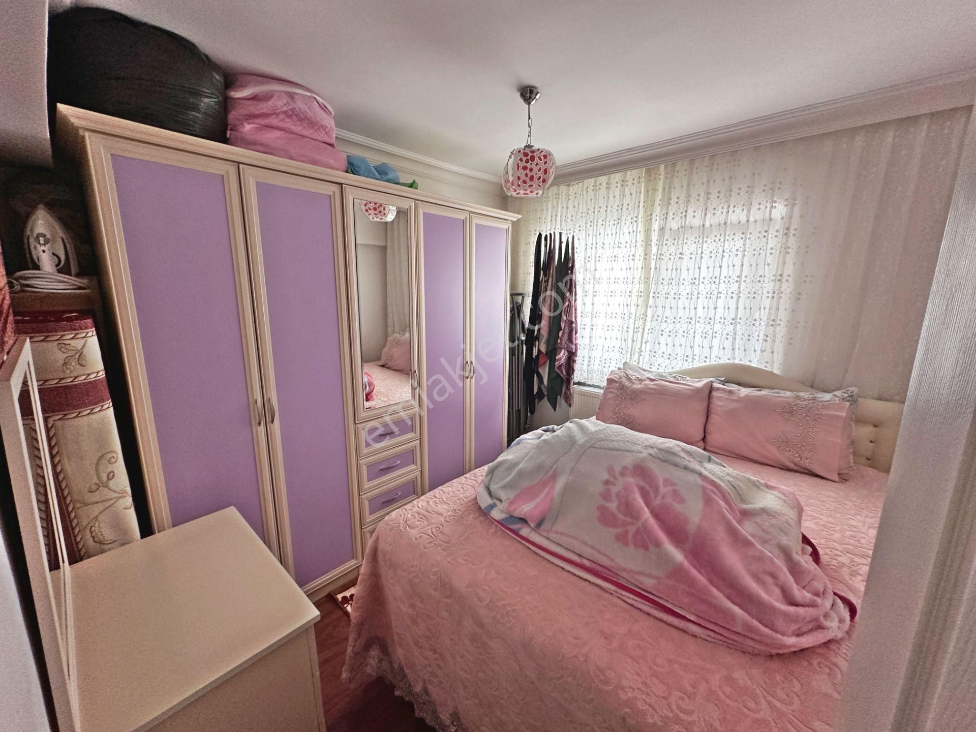 Şahintepe Mahallesinde Cadde Yakını Ön Cephede 3 Balkonlu 3+1 Satılık Daire - Görsel 9