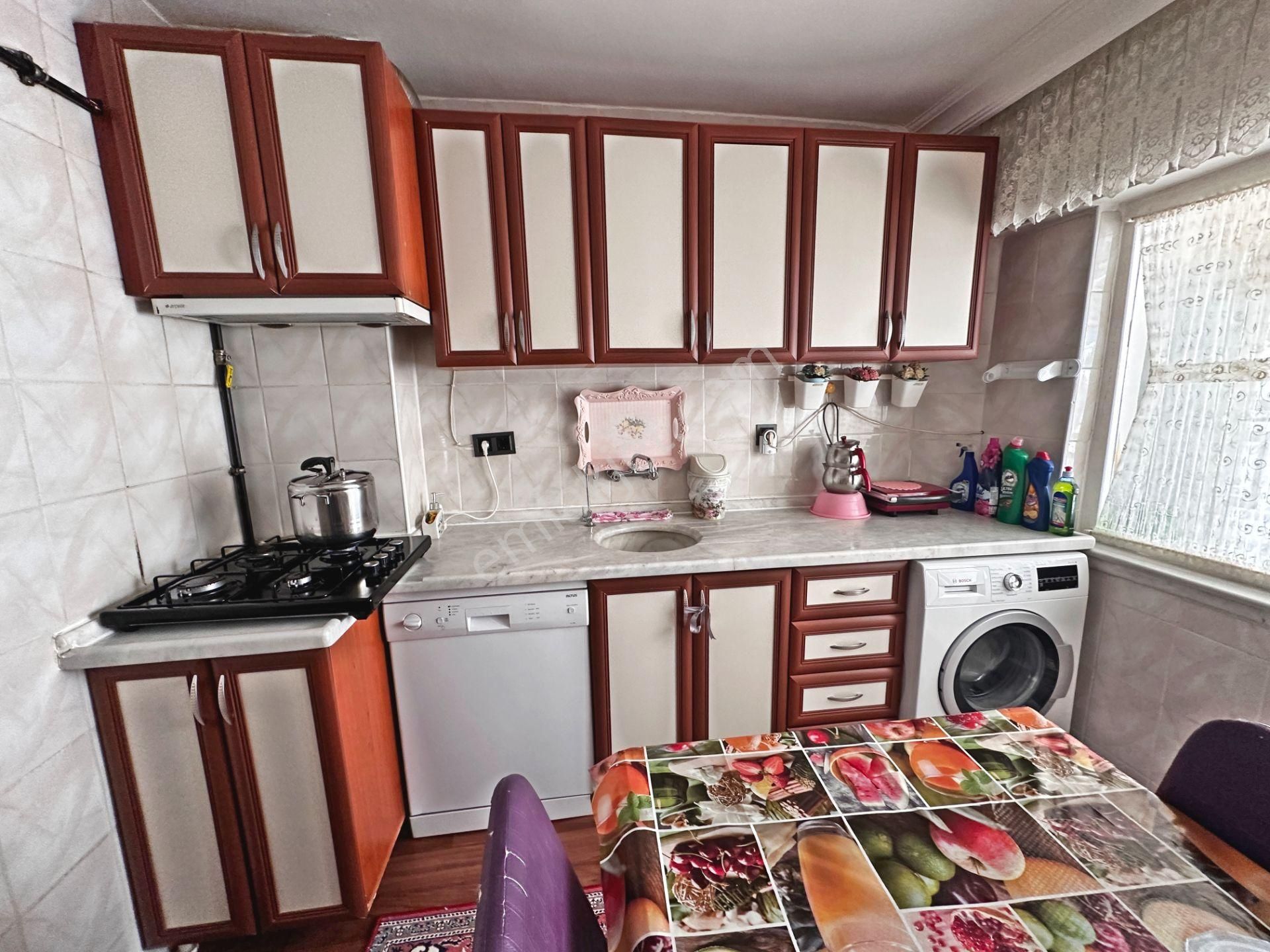 Şahintepe Mahallesinde Cadde Yakını Ön Cephede 3 Balkonlu 3+1 Satılık Daire - Görsel 6