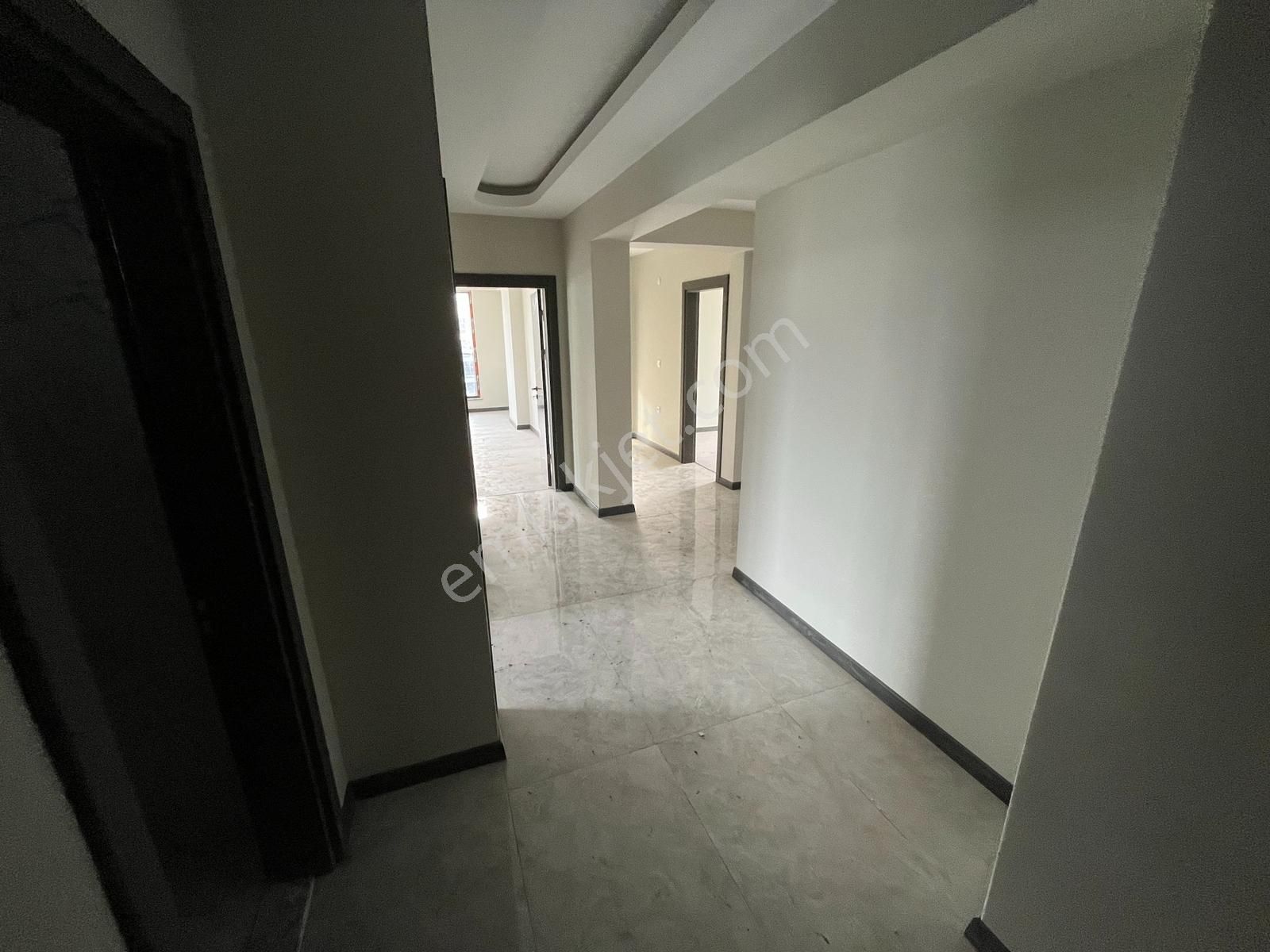 Ruşen Aydın Gayrimenkul'den Düzce Merkezde 3+1 Satılık Lüx Daire - Görsel 14
