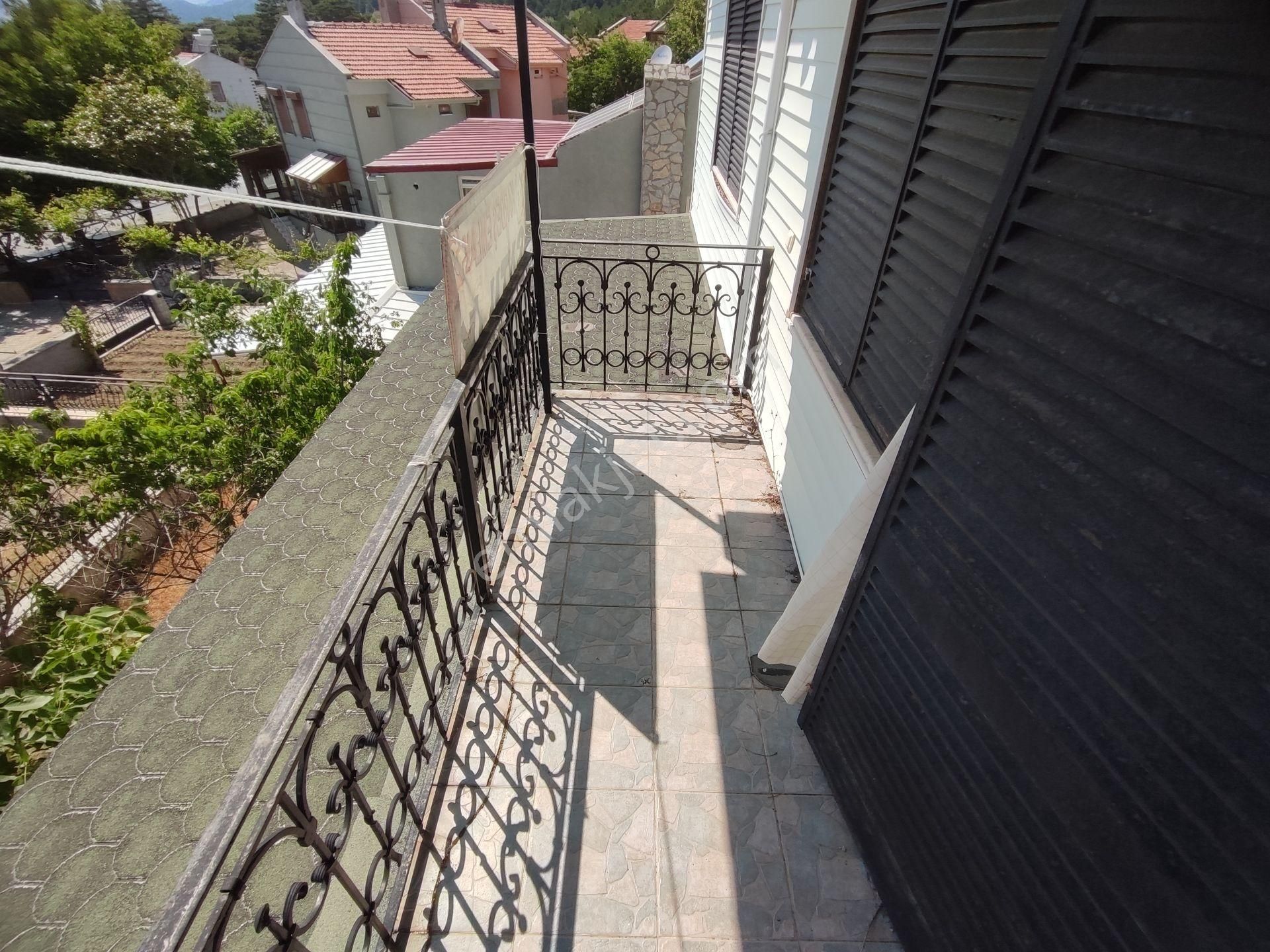 Kardeş'ten Hanlar Mevkiinde Tam Müstakil 3+1 Geniş Villa - Görsel 28