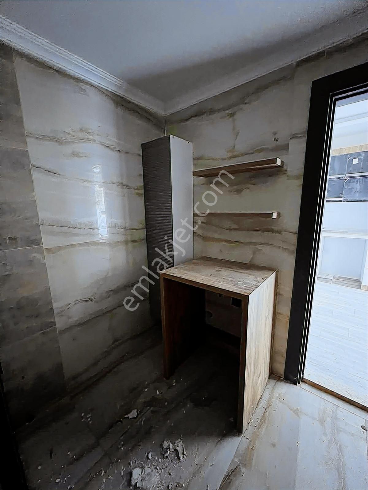 Ayvalık Altınova Havuzlu Sitede 1+1 - Görsel 21