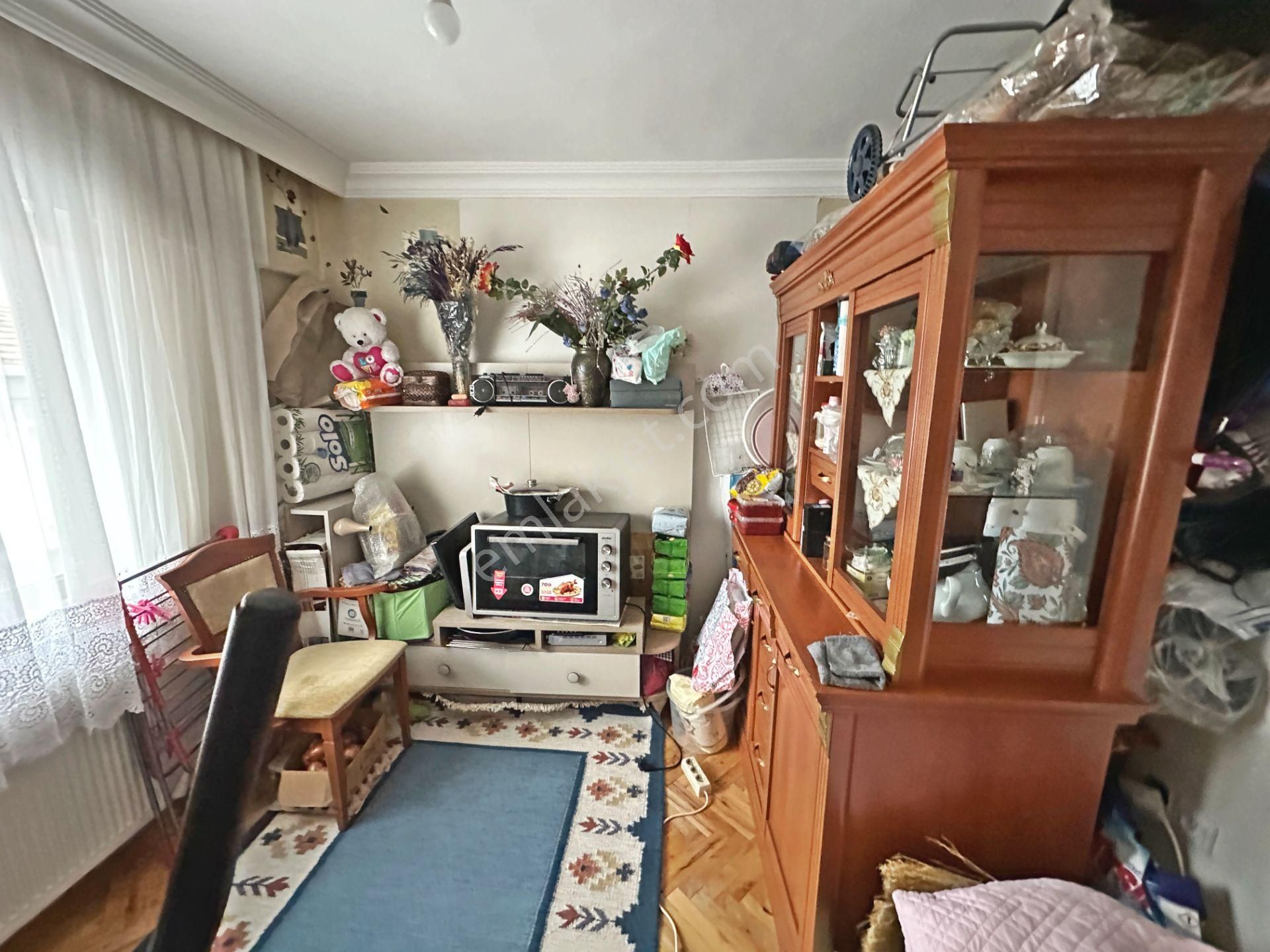 30 Ağustos Okul Yakını Katta Ön Cephede 3+1 Satılık Daire - Görsel 11