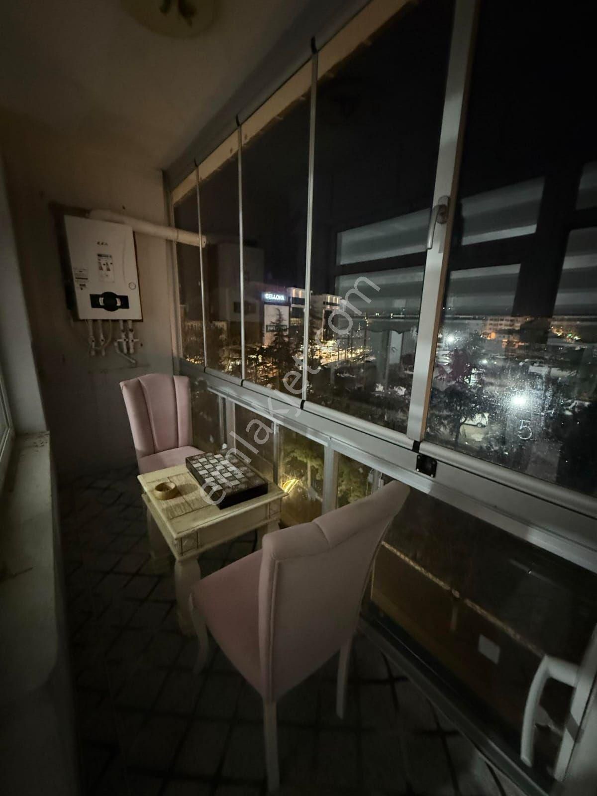 Özçelebi'den Çarşı'da Eşyalı Kiralık Daire - Görsel 13