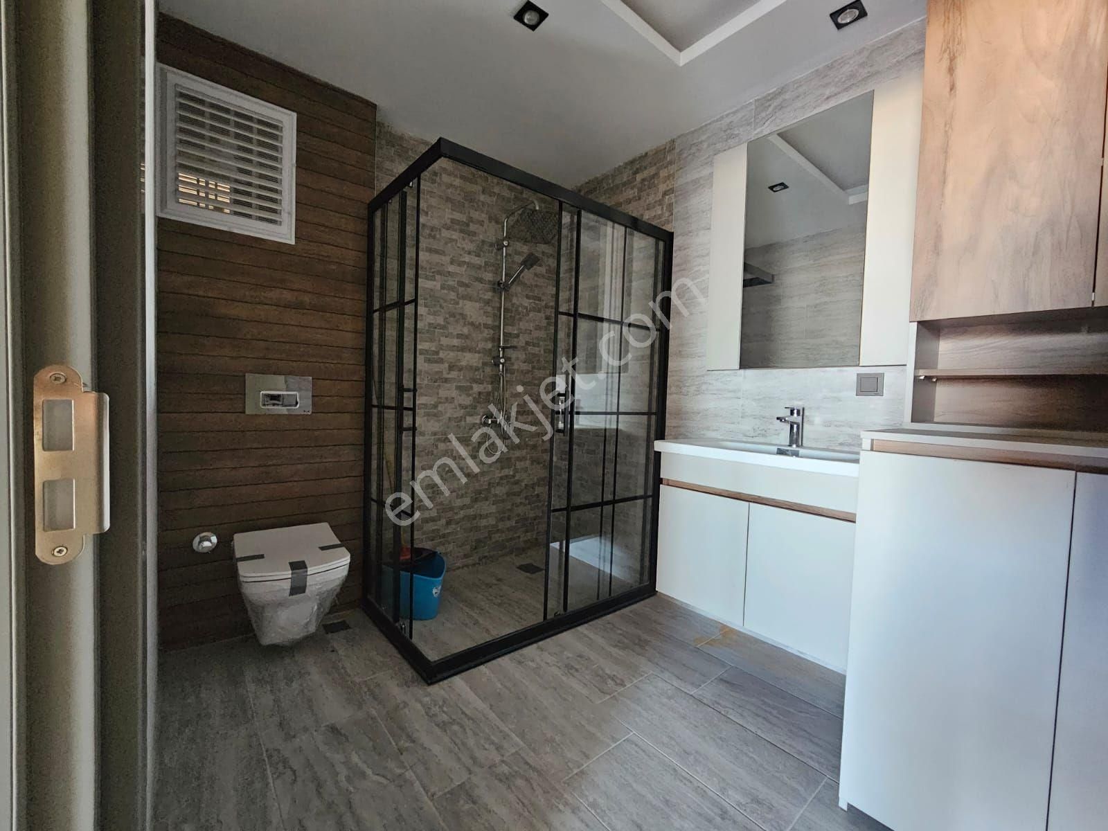Kuşadası Satılık İkiçeşmelik 3+1 Manzaralı Daire - Görsel 11
