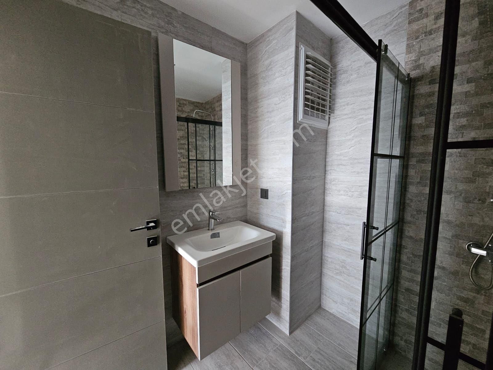 Kuşadası Satılık İkiçeşmelik 3+1 Manzaralı Daire - Görsel 19