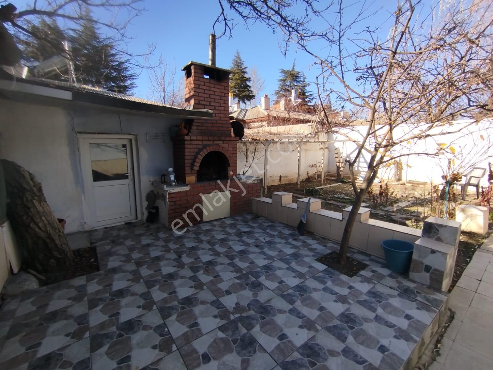 Baha'dan Hanaybaşı Mh. Ptt Evlerinde Satılık Hesaplı Müstakil Ev