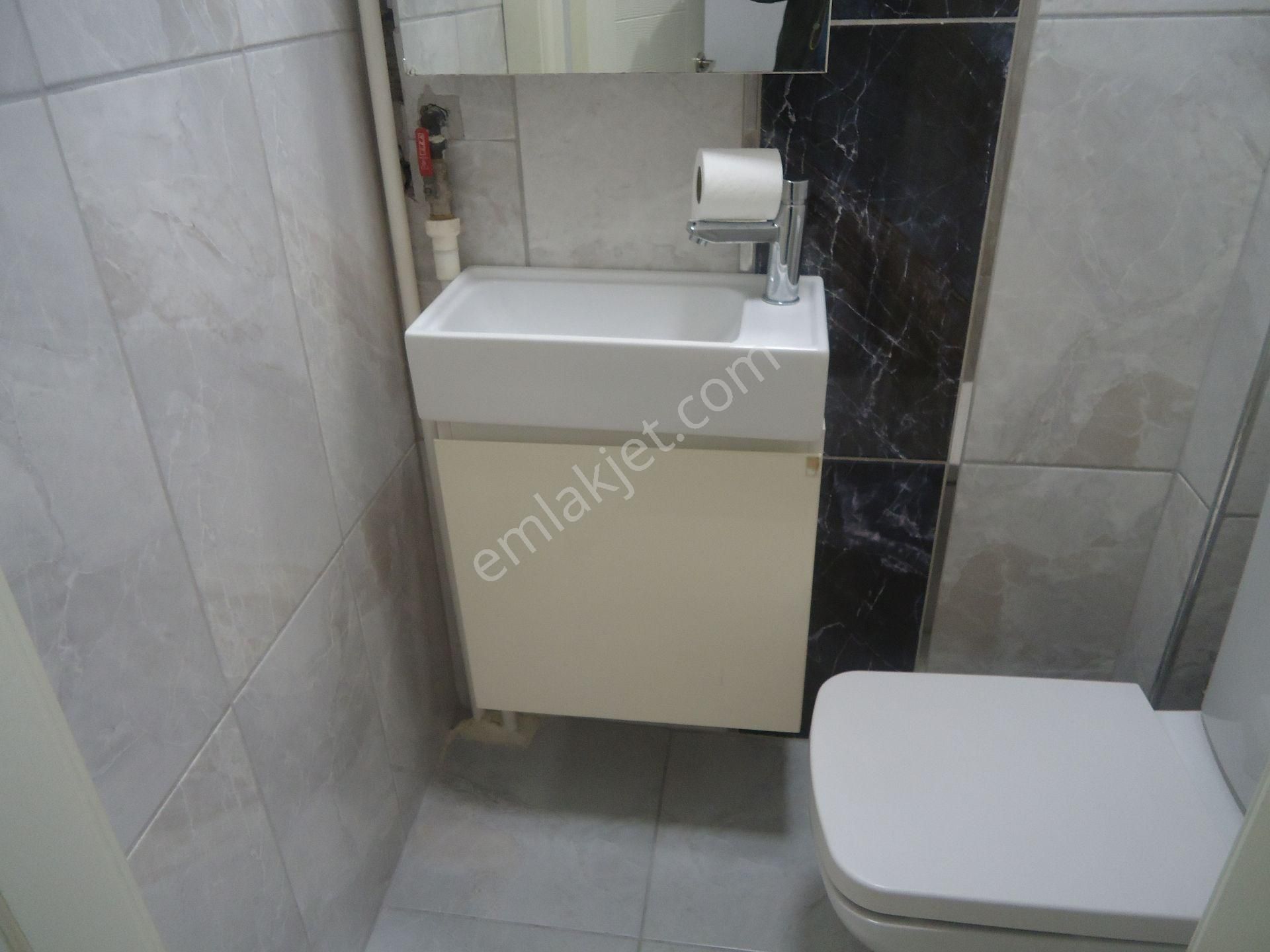 Aydınlıkevlerde 3+1 Geniş Satılık Daire Gizem Emlaktan - Görsel 31