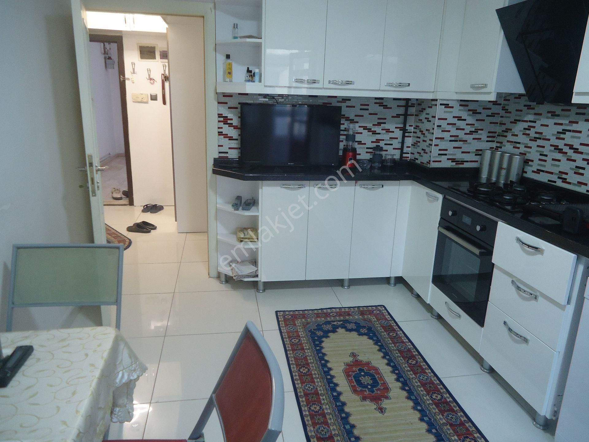 Aydınlıkevlerde 3+1 Geniş Satılık Daire Gizem Emlaktan - Görsel 25