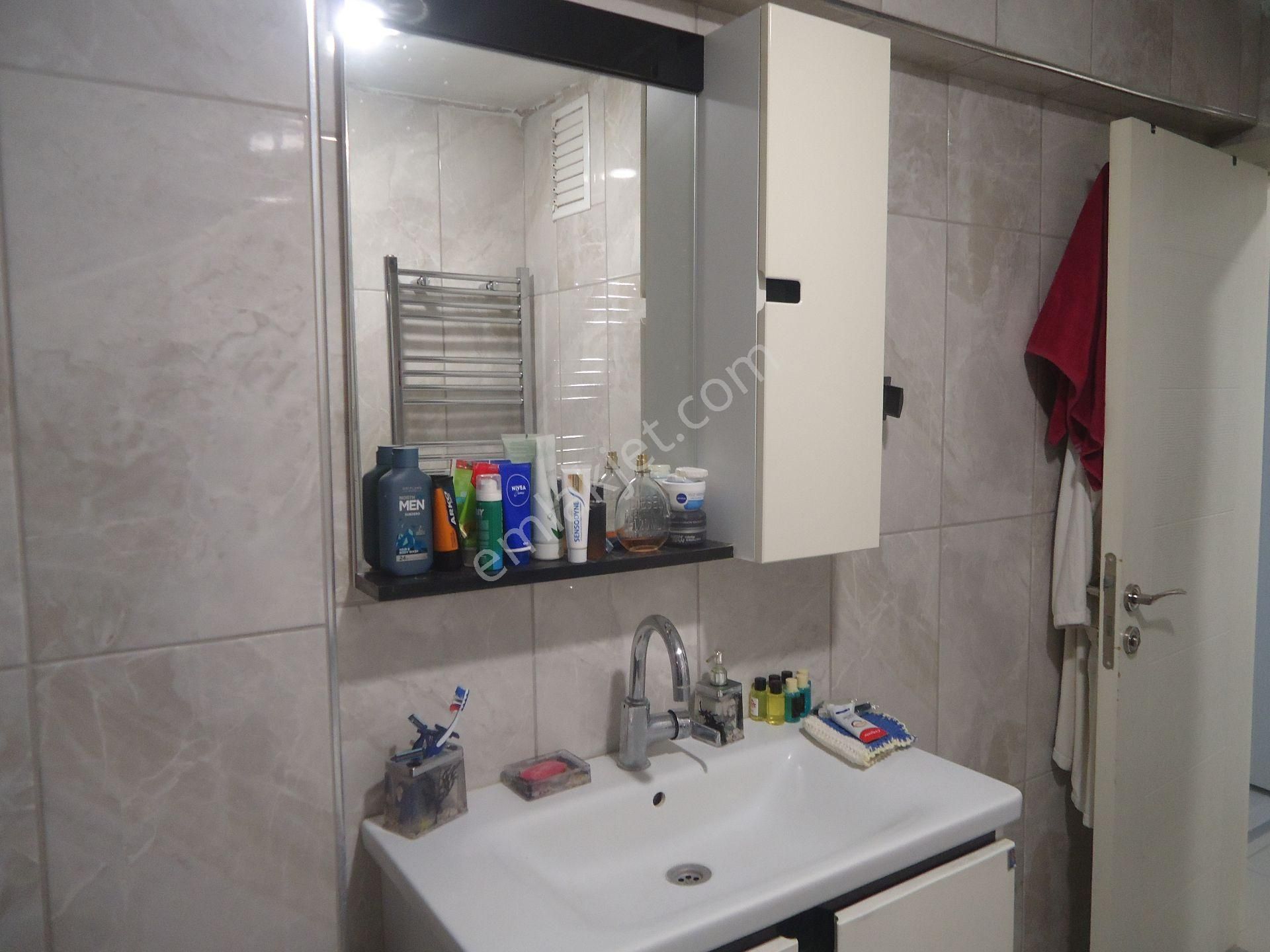 Aydınlıkevlerde 3+1 Geniş Satılık Daire Gizem Emlaktan - Görsel 29