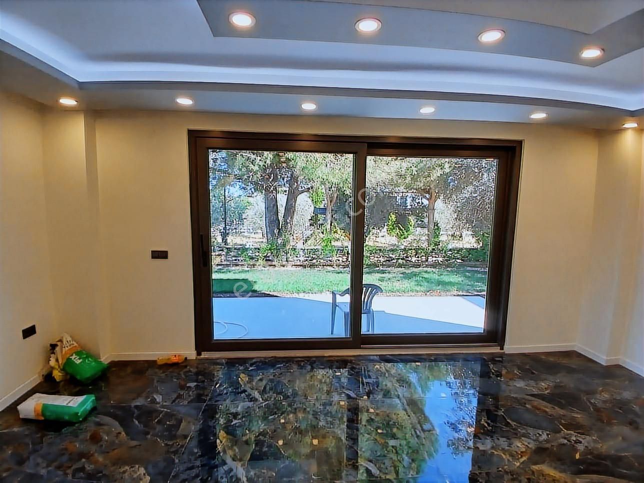 Tam Müstakil Denize 80 Metre Sıfır Akıllı Villa - Görsel 23